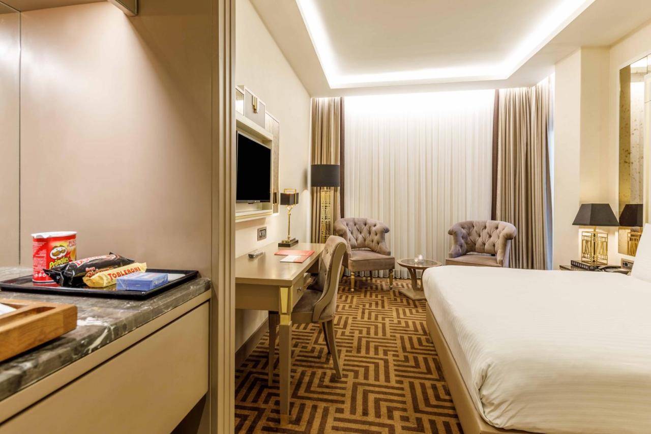 Ramada By Wyndham Istanbul Golden Horn Hotel 4*