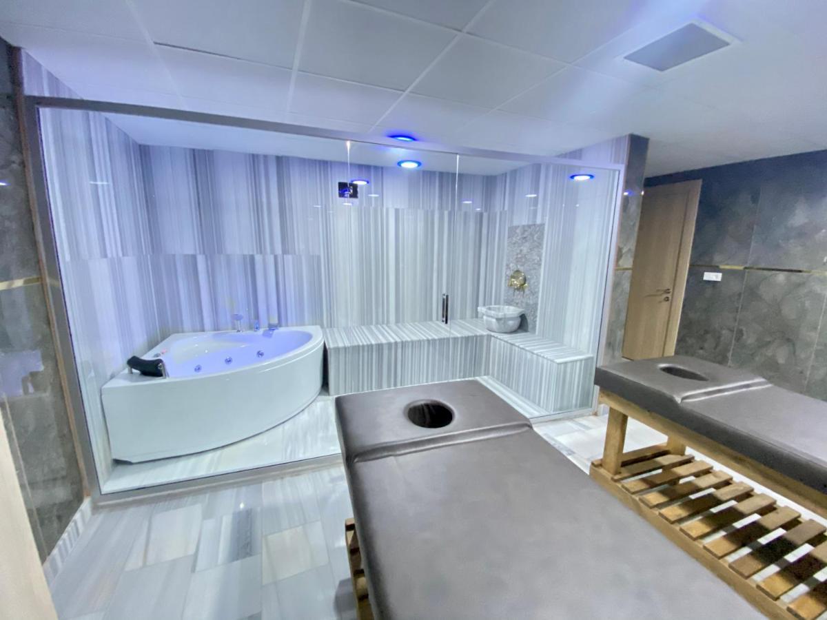 Hotel Grand Gulluk & Center