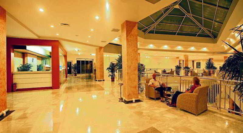 Serenis Hotel 4*