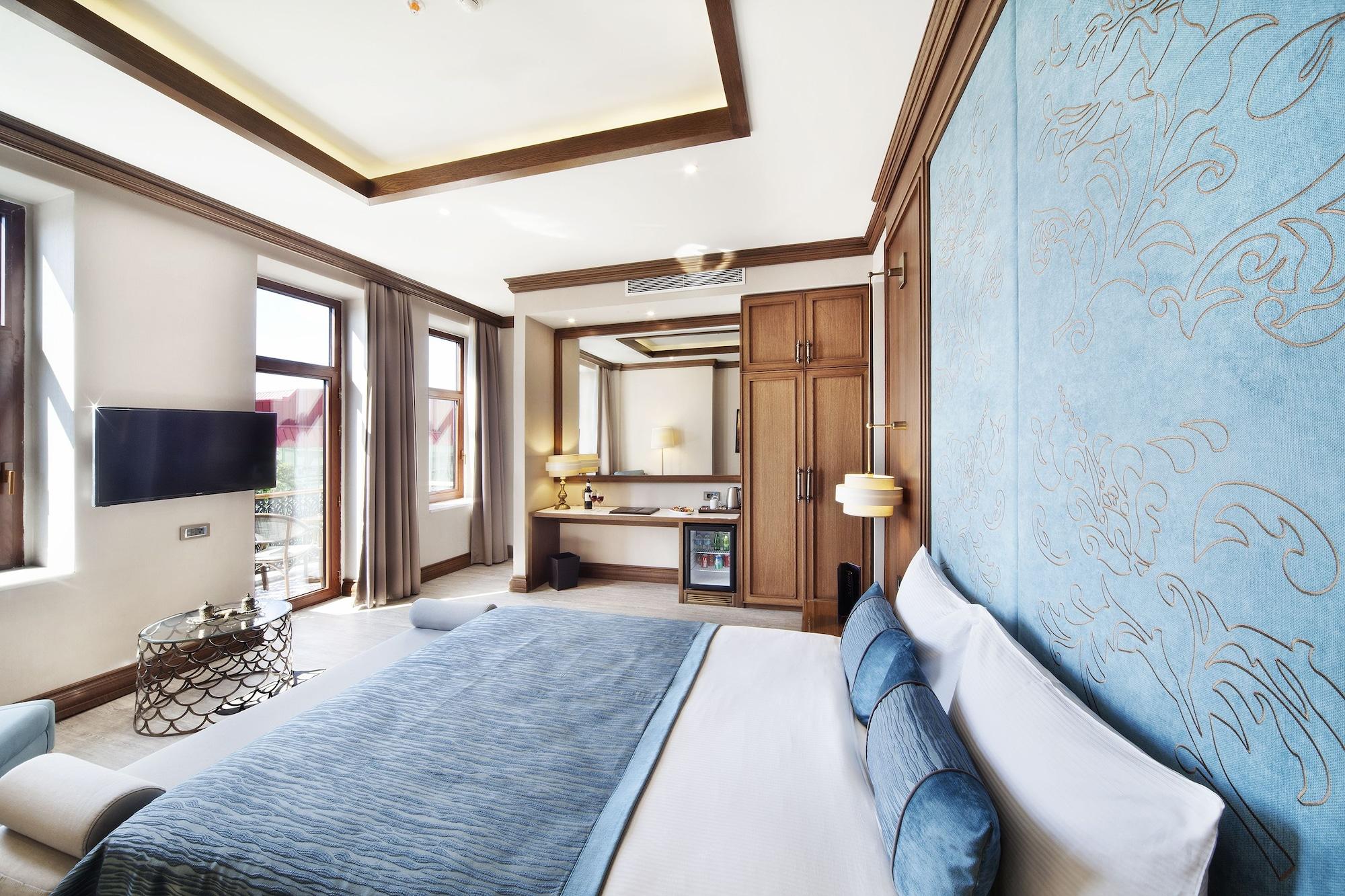 Grand De Pera 4*