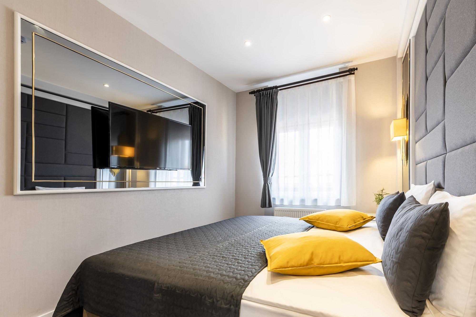 Grand De Pera Hotel 4*