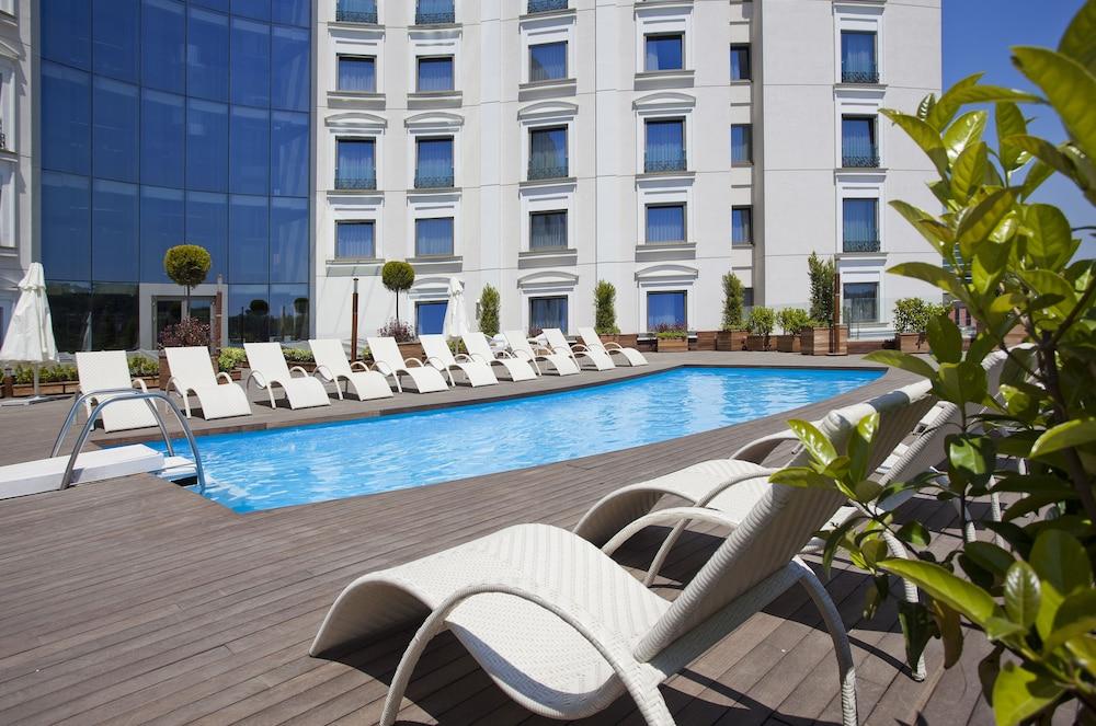 Limak Eurasia Luxury Hotel 5*