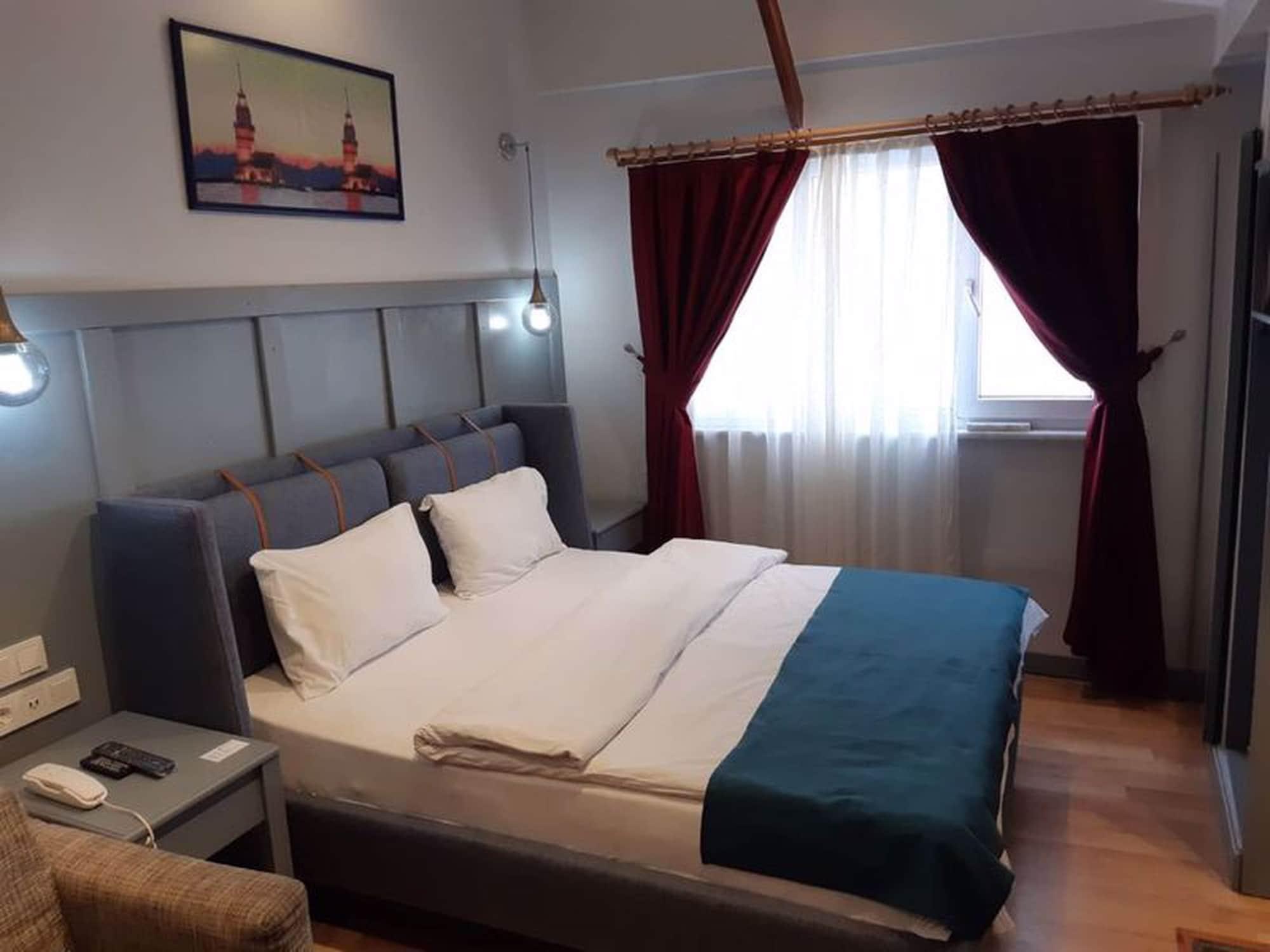 Corner Hot Hotel
