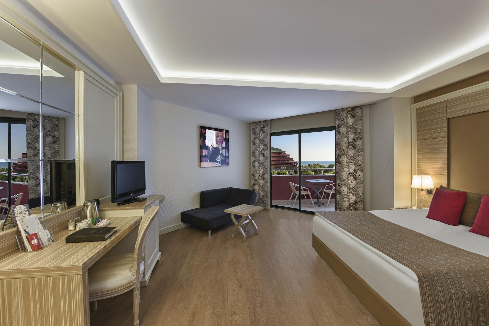 Delphin Deluxe 5*
