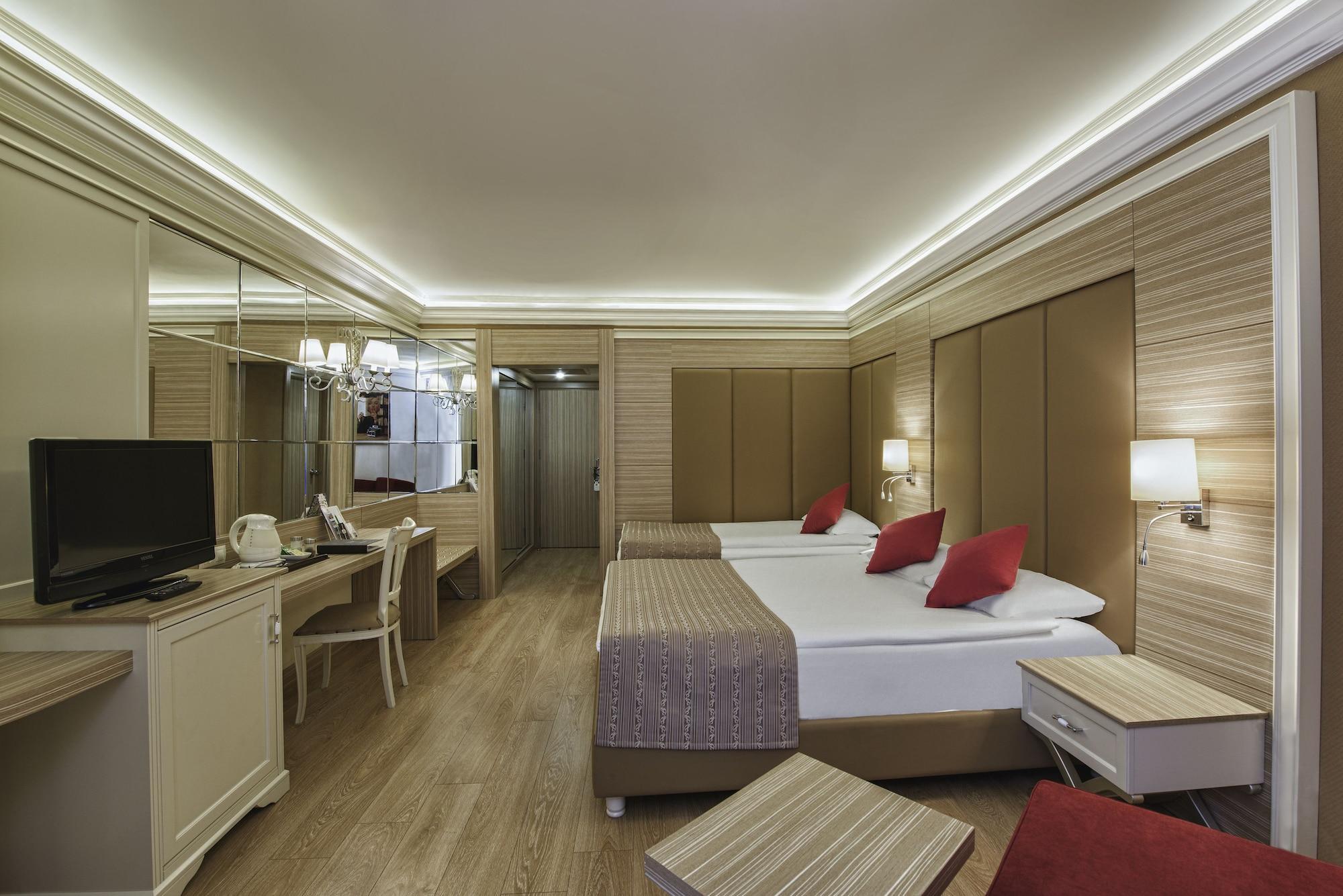 Delphin Deluxe 5*