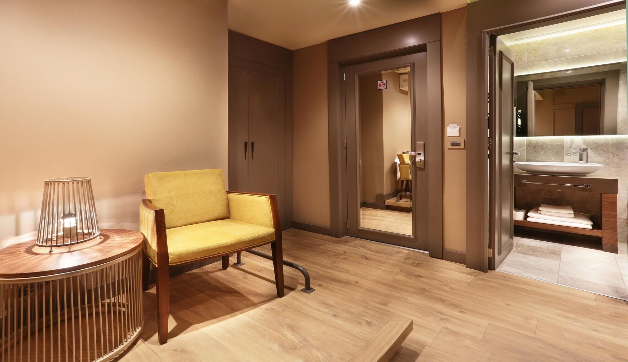Taksim Premium 3*