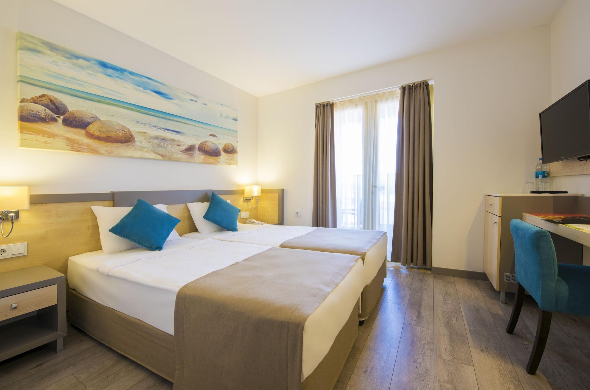 Hotel Aqi Pegasos Club 4*