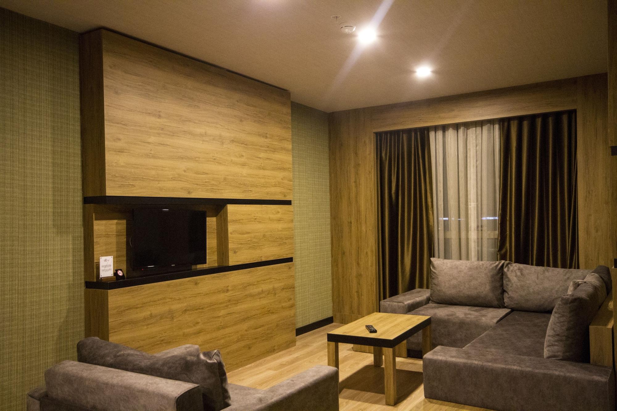 Hotel Sky Business