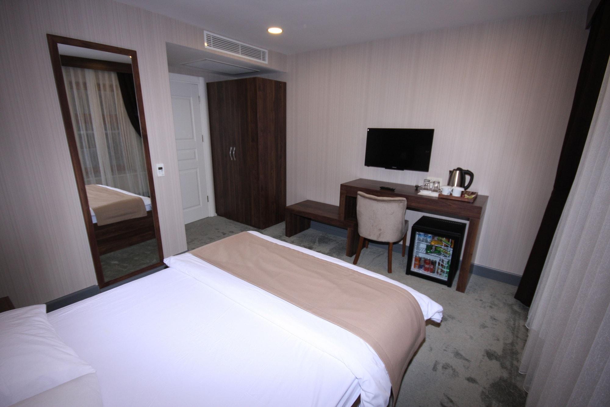 Karakoey Hotel