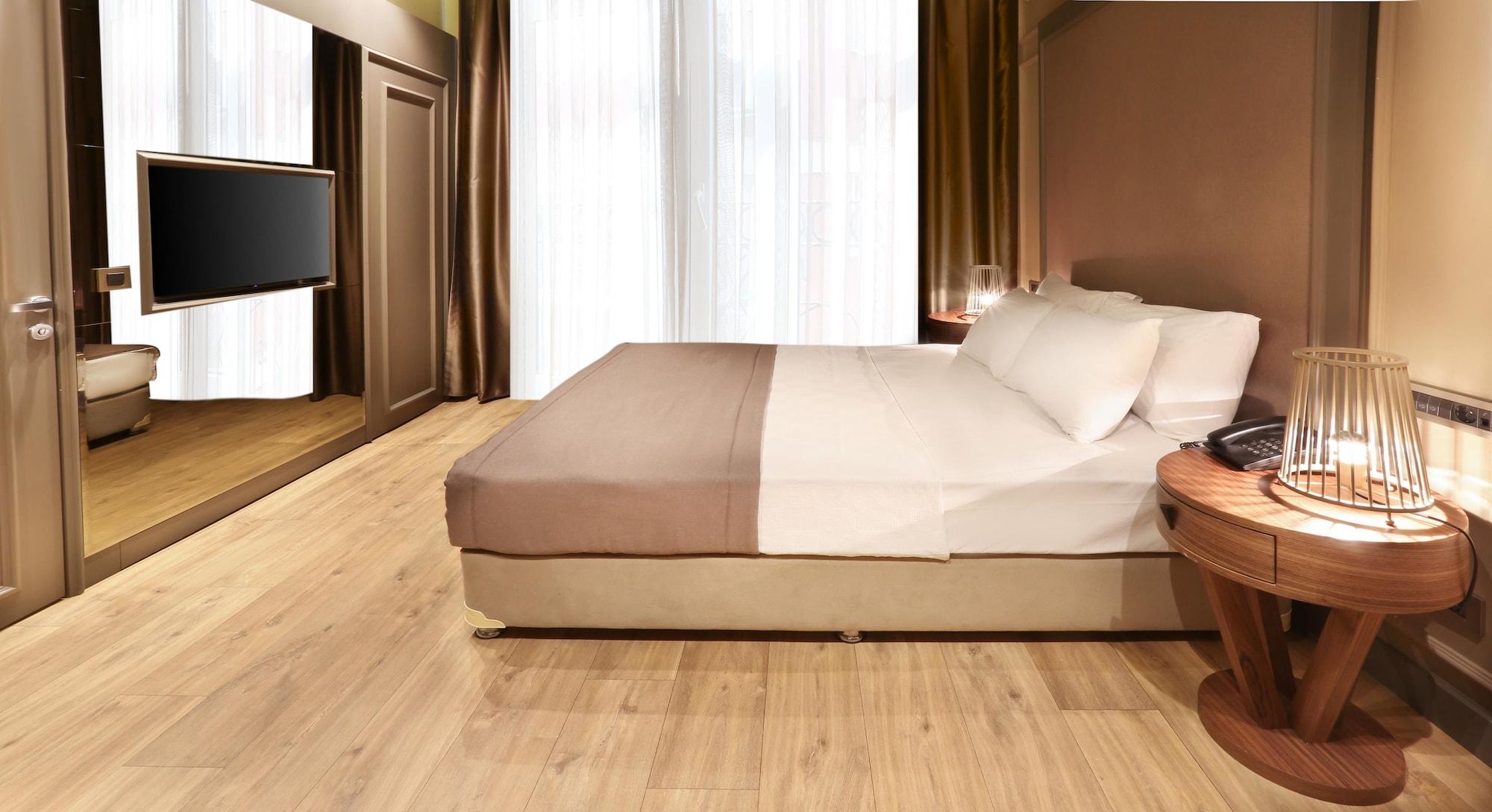 Taksim Premium Hotel 3*