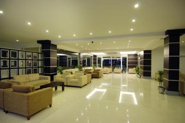 Aquabella Beach 4*