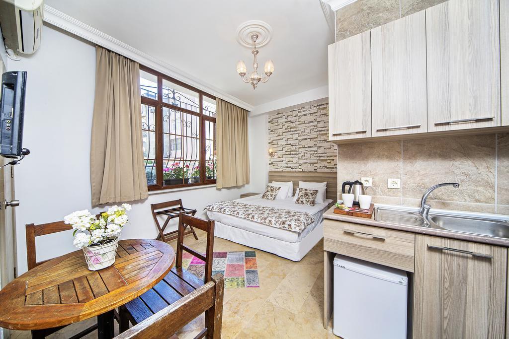 Hotel Unique 3*