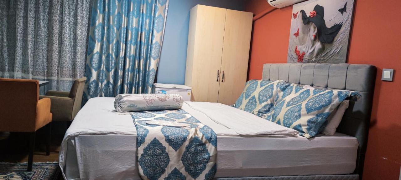 Hotel Mitra Downtown 3*