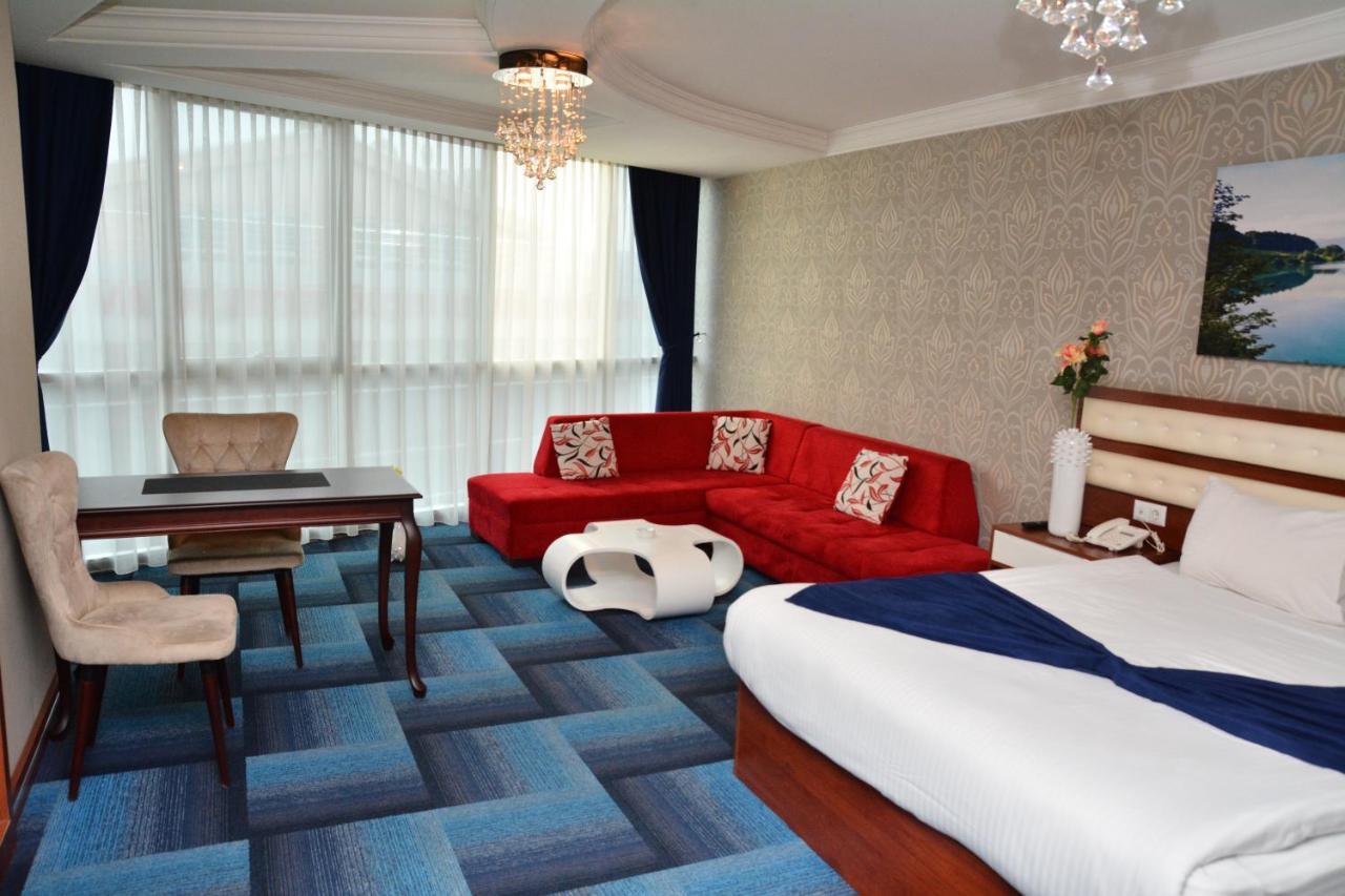 Hotel Business Grand