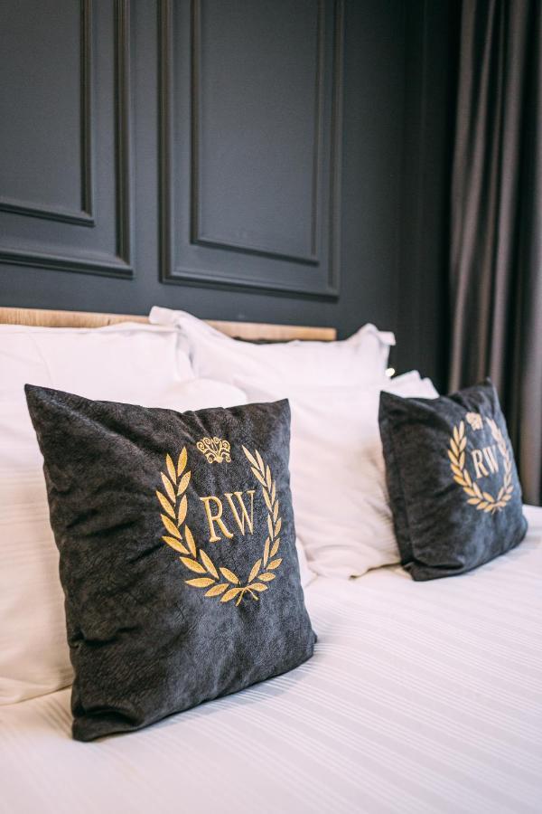 Rw Boutique 3*