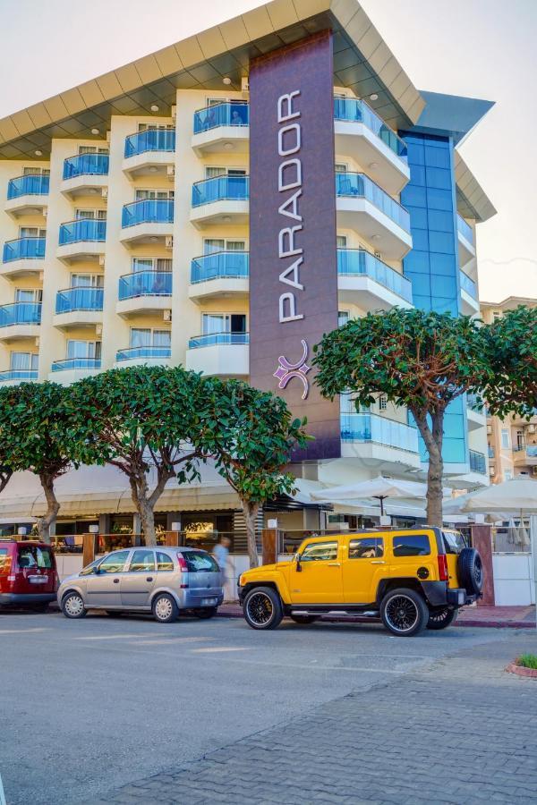 Hotel Parador Beach Hotel