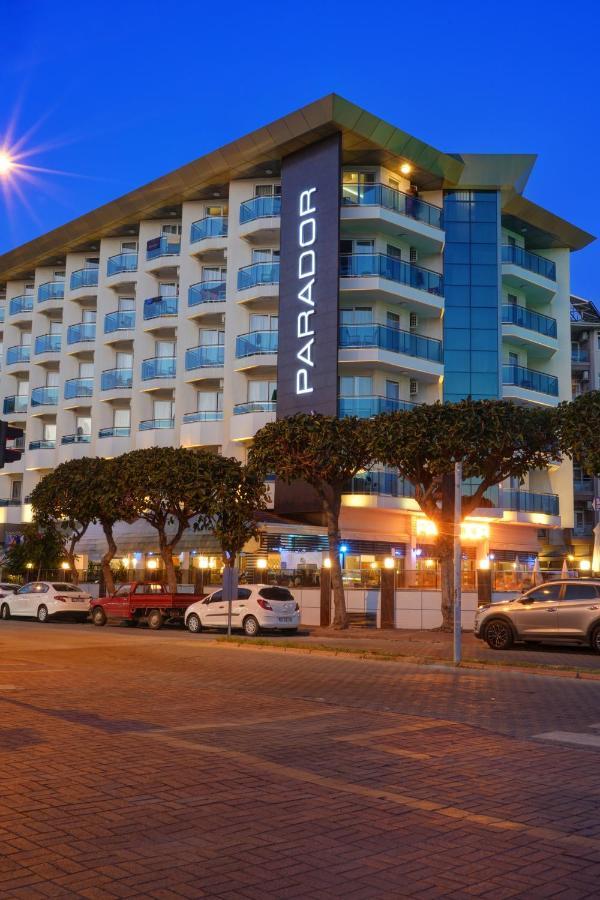 Parador Beach Hotel Hotel