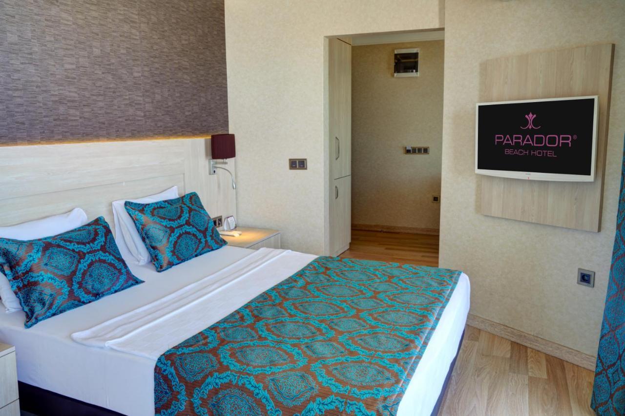 Hotel Parador Beach Hotel 3*