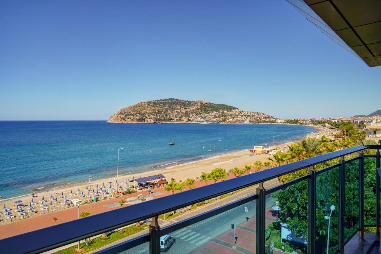 Parador Beach Hotel Hotel 3*