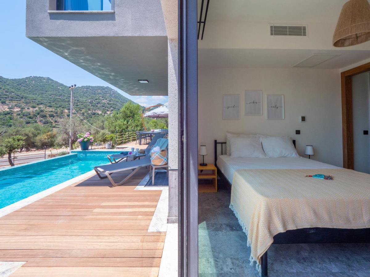 Villa 14 Premium With Openair Restaurant&tennis Court In Nature - Notos Club *