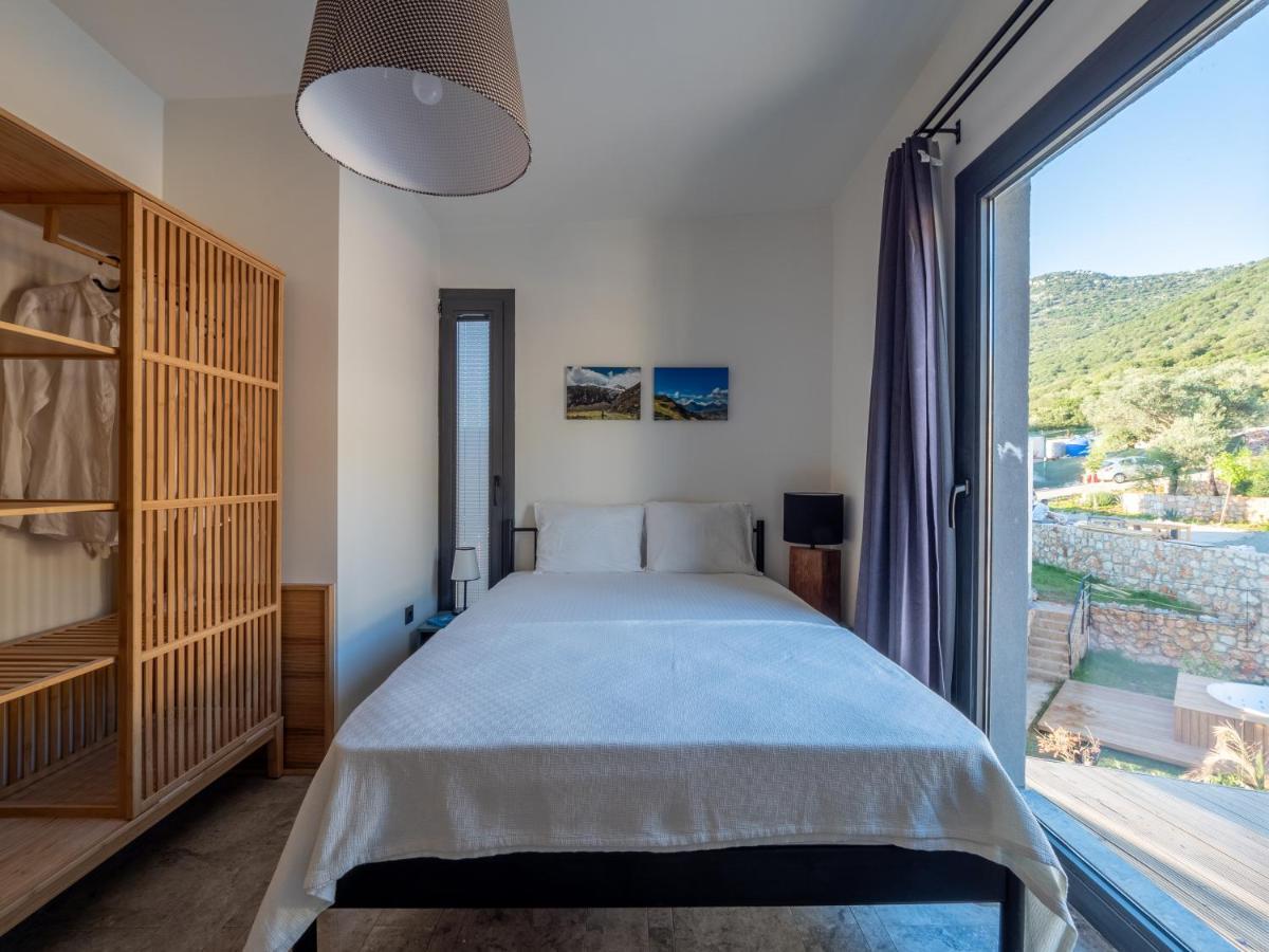 14 Premium With Openair Restaurant&tennis Court In Nature - Notos Club Villa *