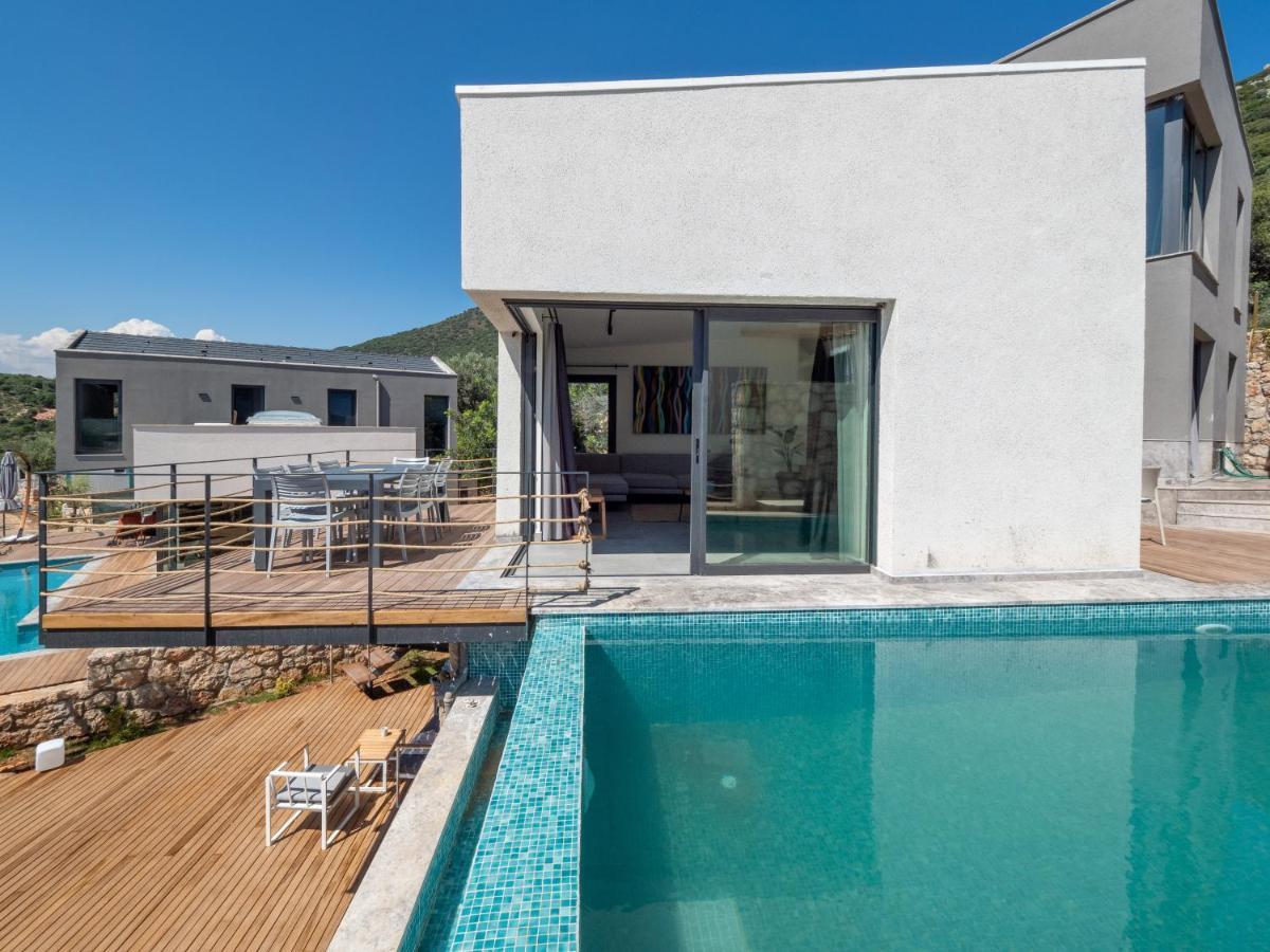 14 Premium With Openair Restaurant&tennis Court In Nature - Notos Club Villa