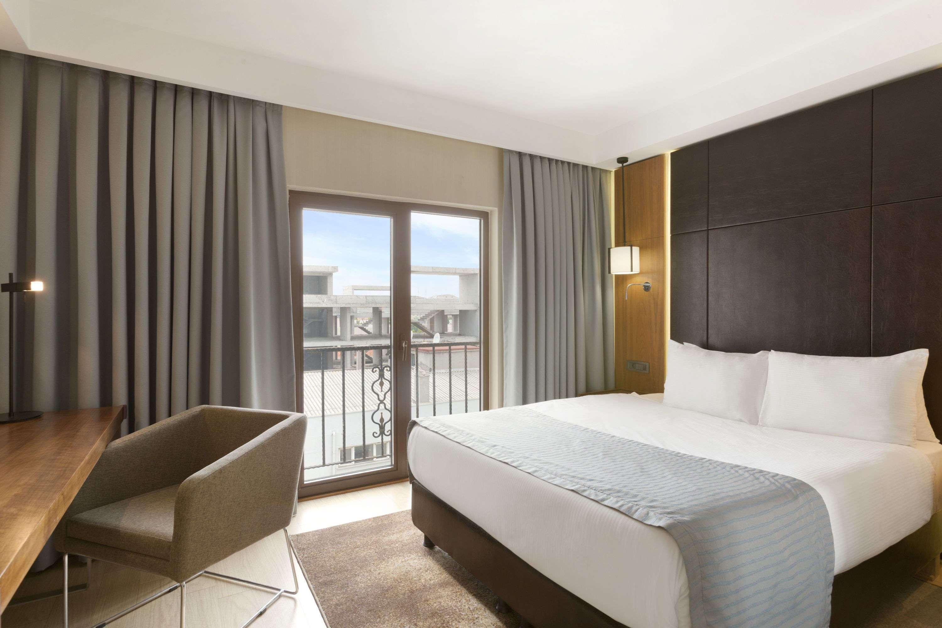 Ramada By Wyndham Florya 4*