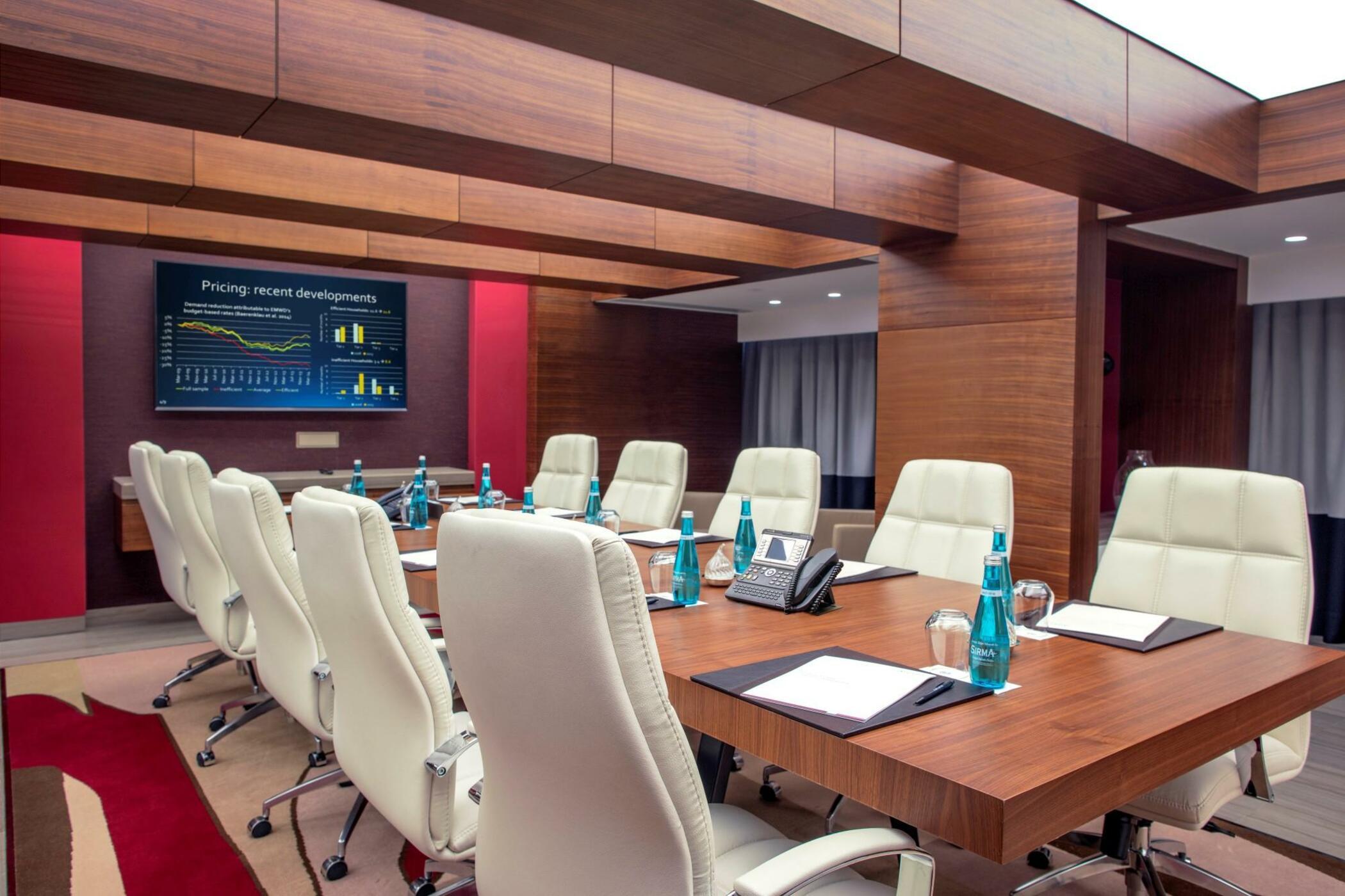 Burgu Arjaan By Rotana Hotel 5*