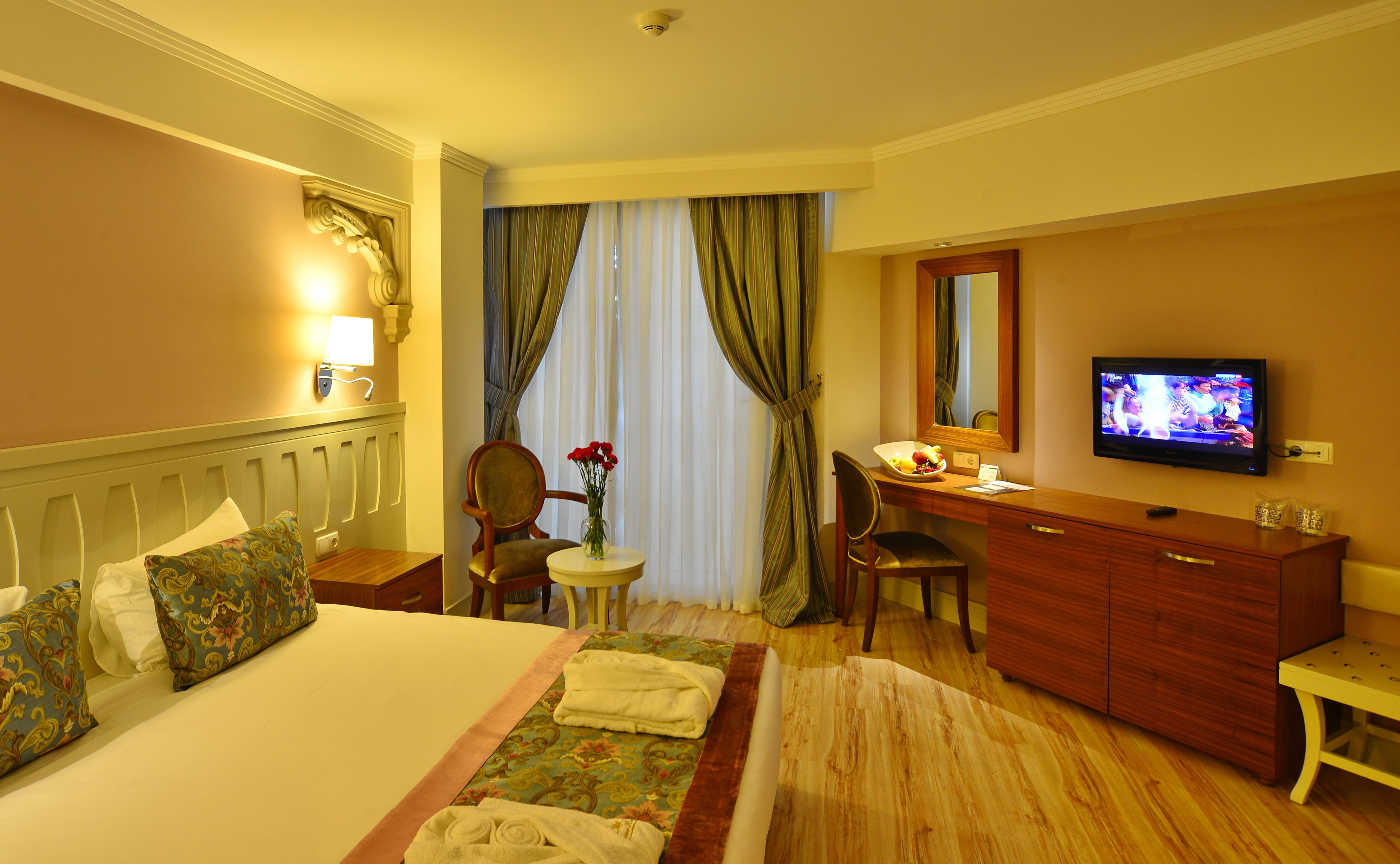 Crown Serenity Ultra
