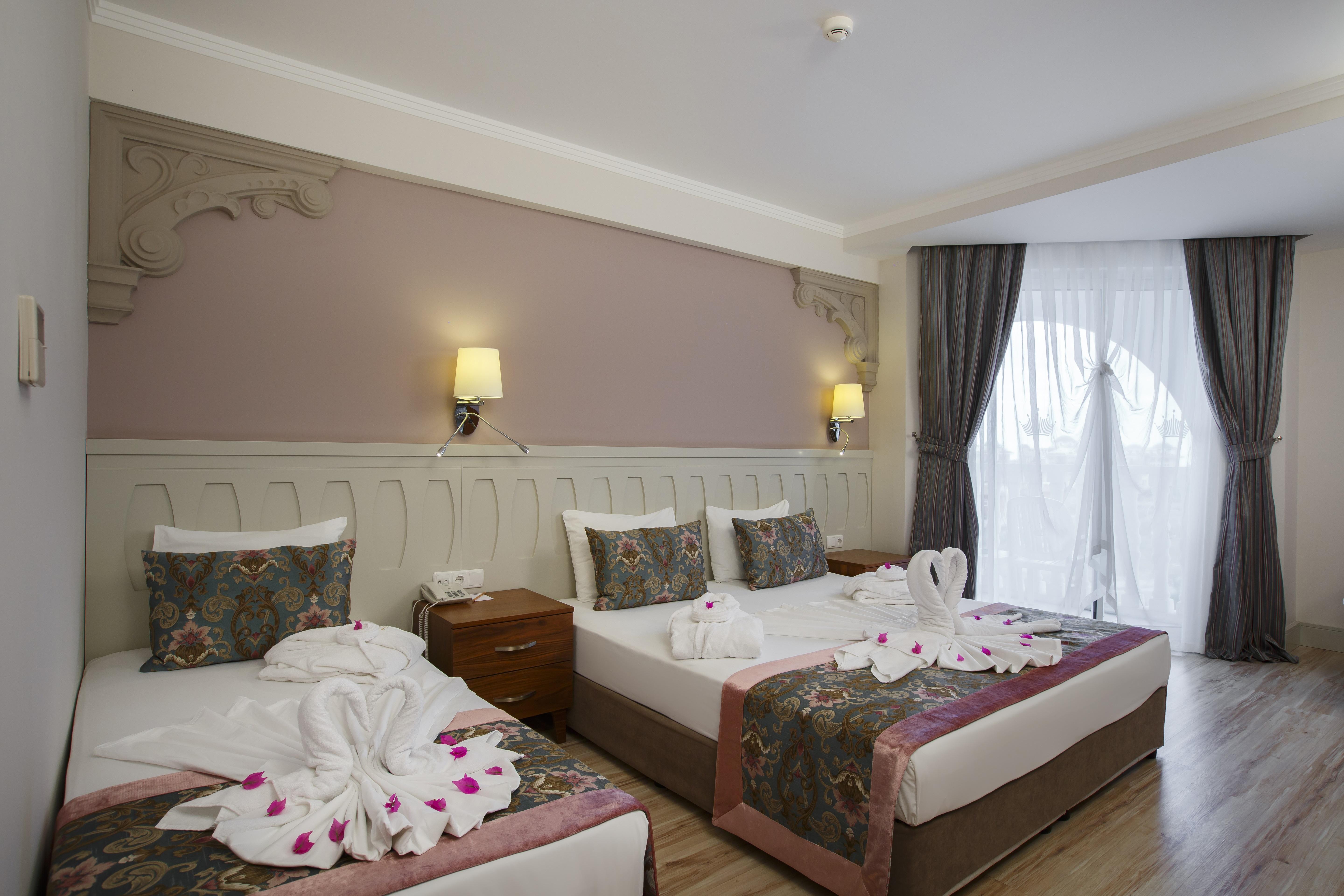 Crown Serenity Ultra 5* Side