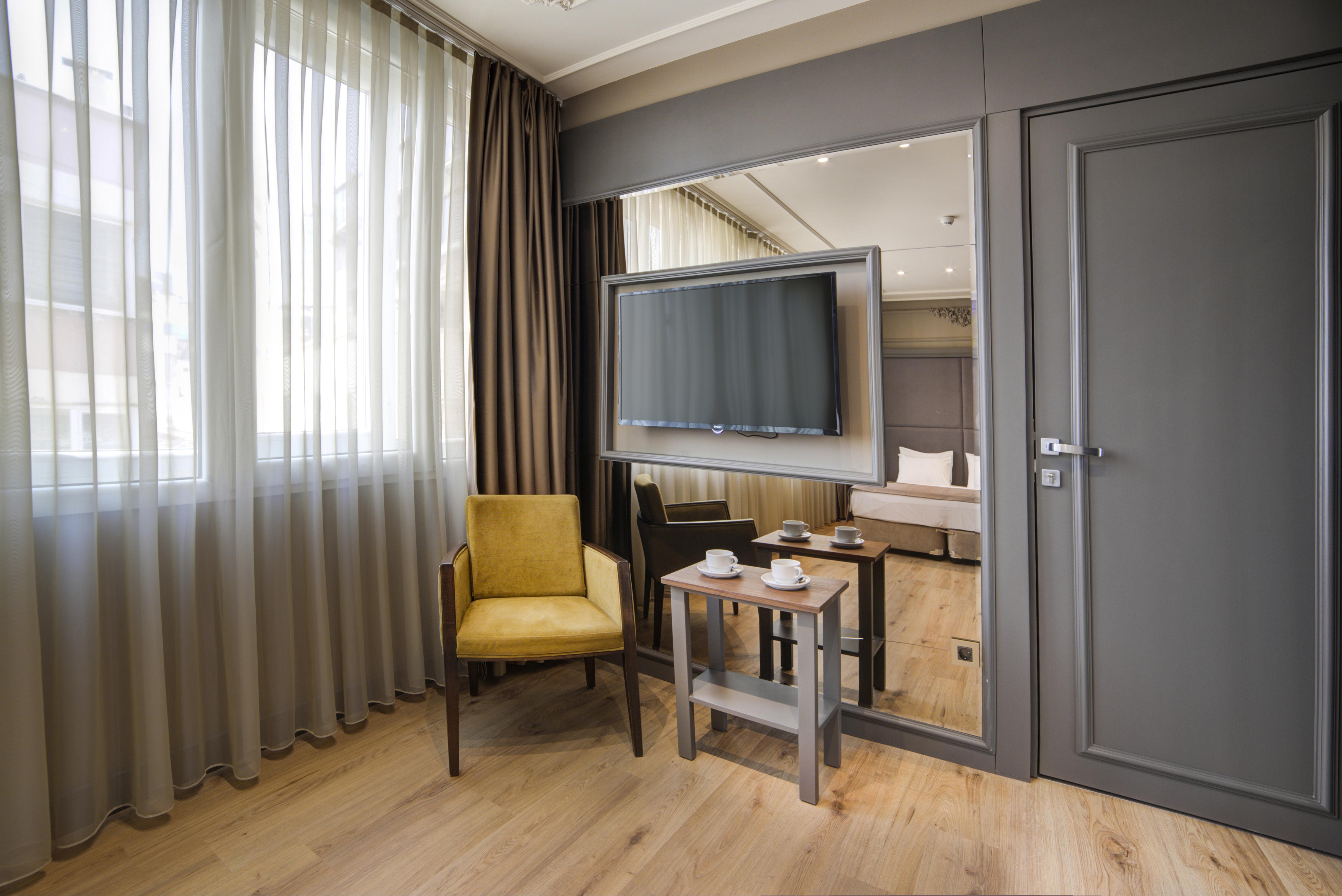 Taksim Premium Hotel 3*