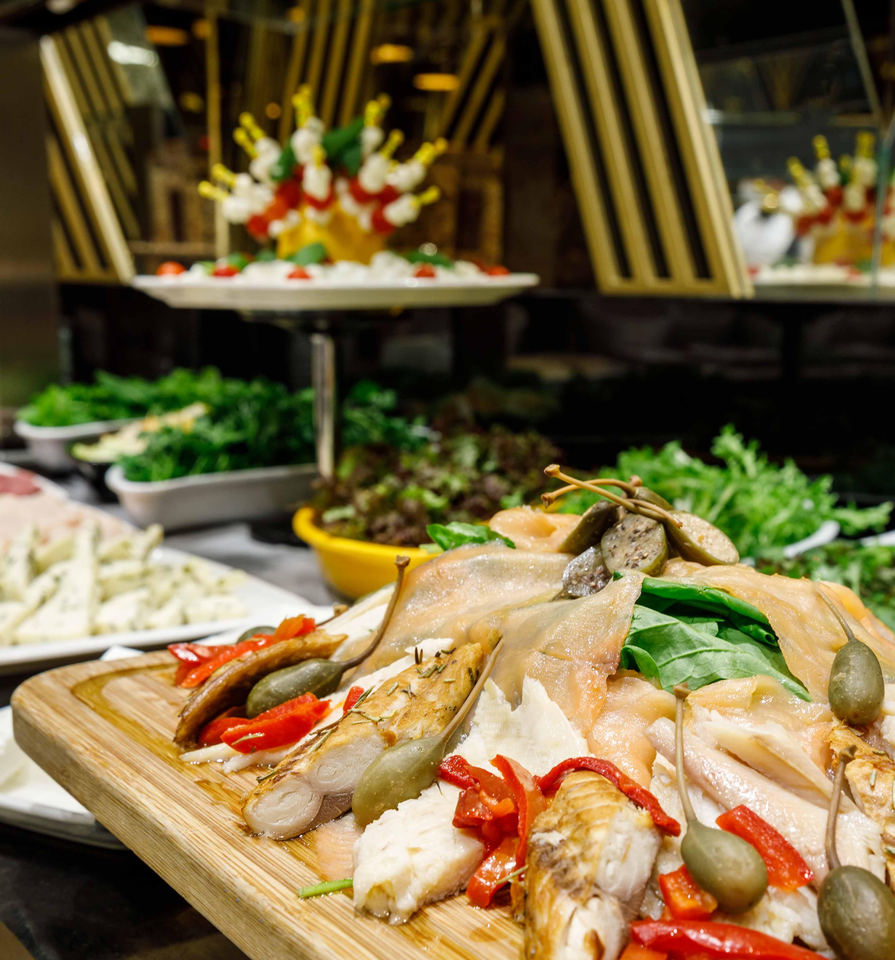 Hotel Ramada By Wyndham Istanbul Golden Horn 4*