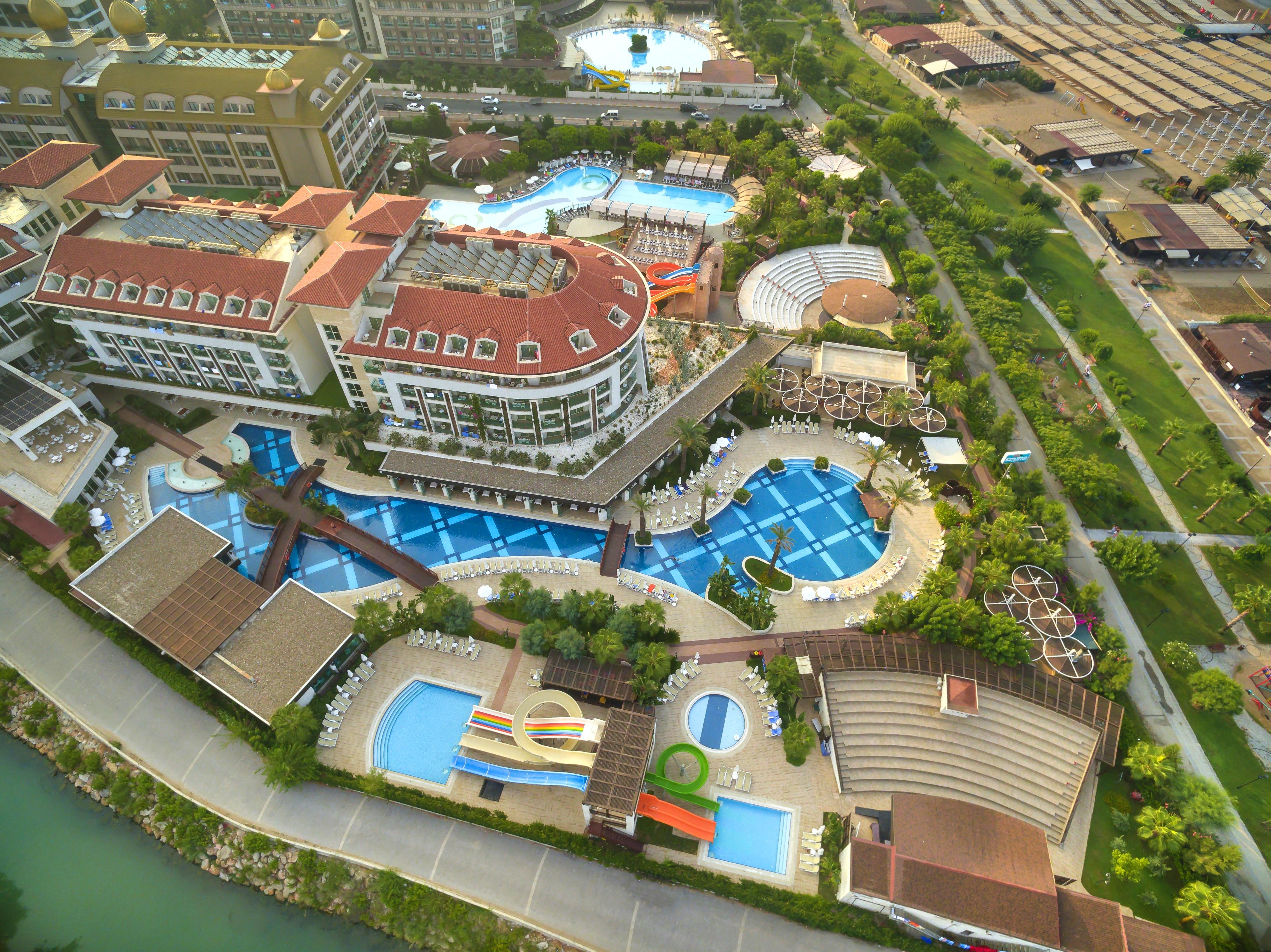 Sunis Evren & Hotel