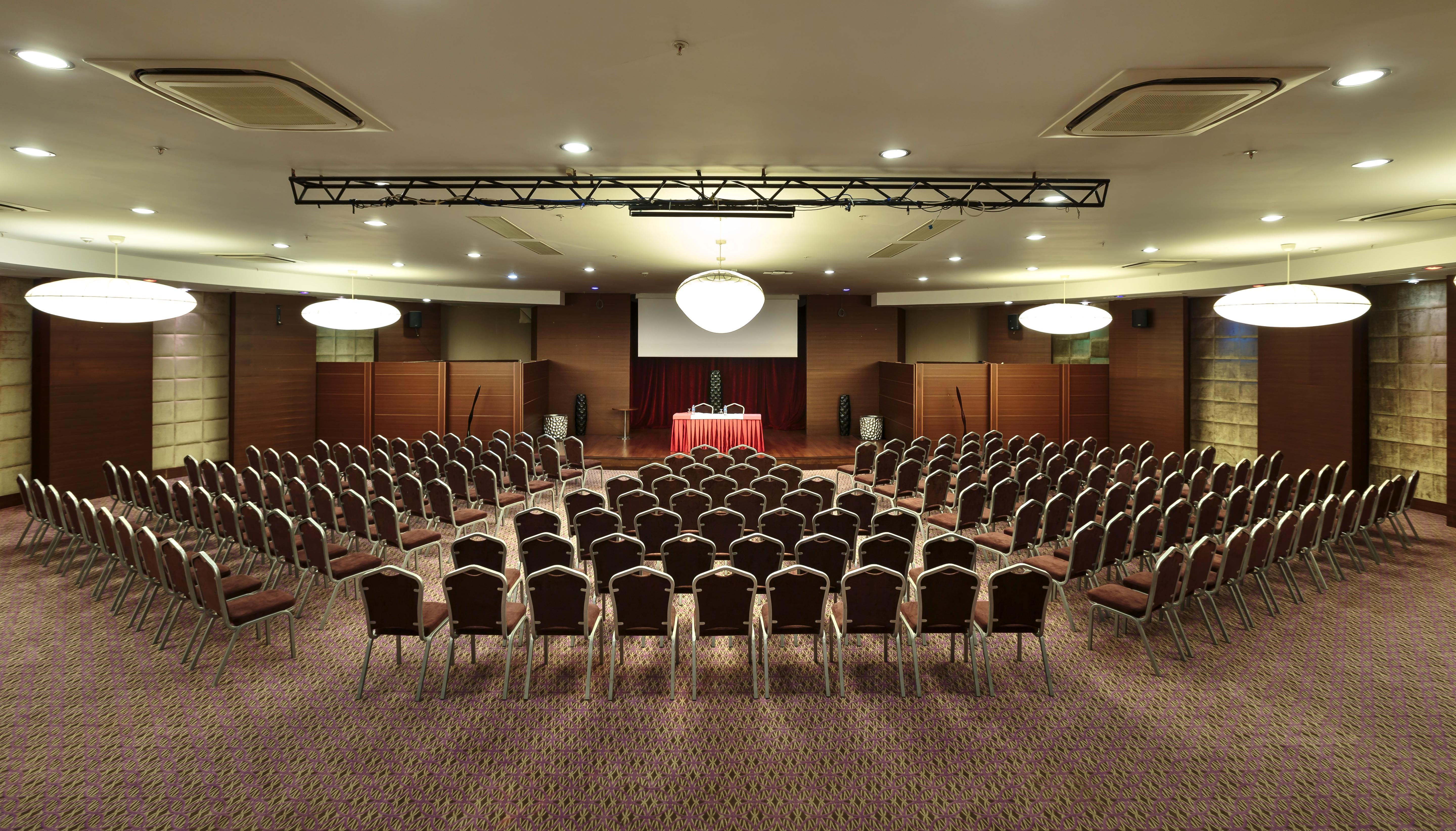 Sunis Evren & Hotel 5*