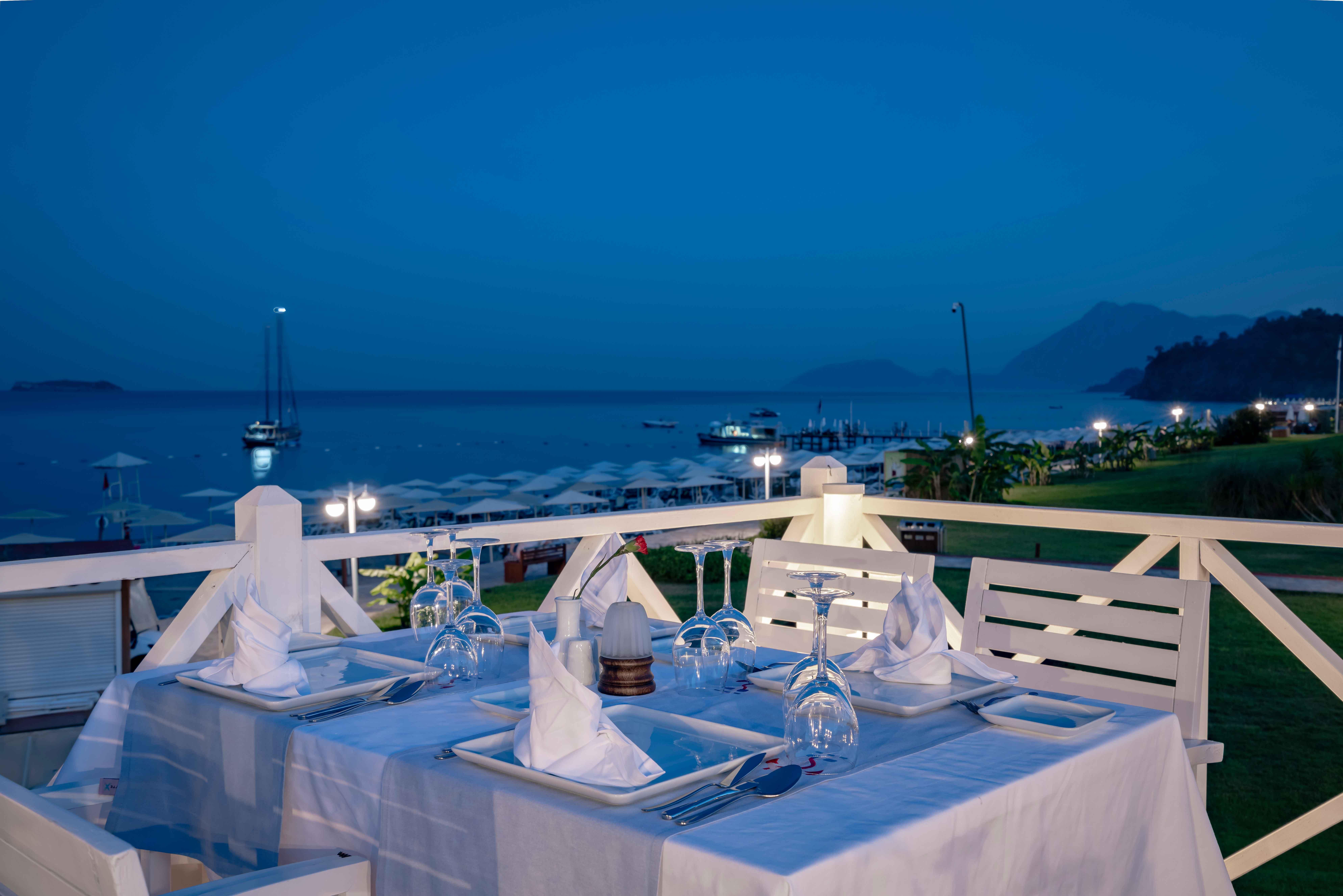 Movenpick Antalya 5*