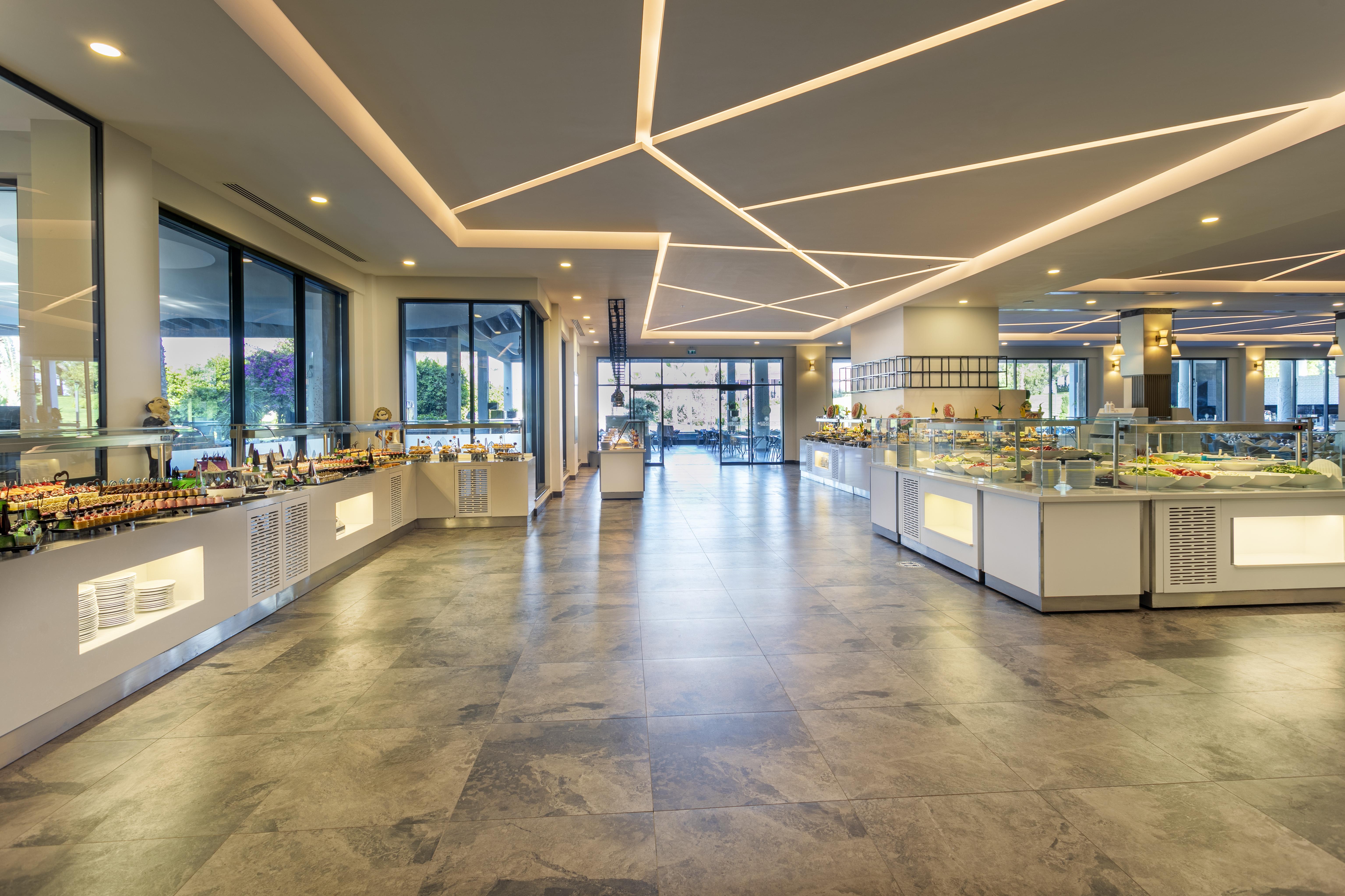 Resort Movenpick Antalya
