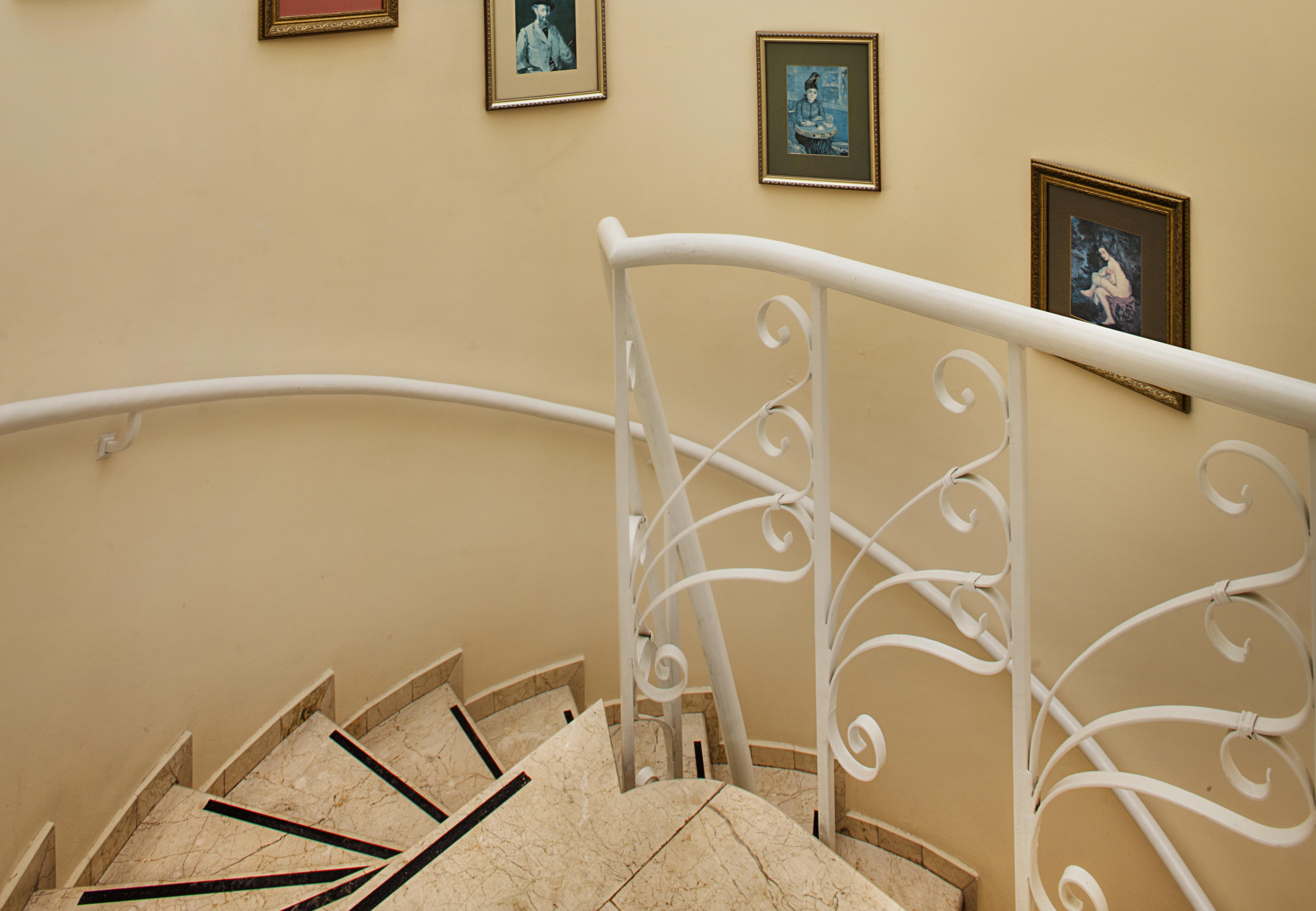 Gallery & Nisantasi Hotel 3*