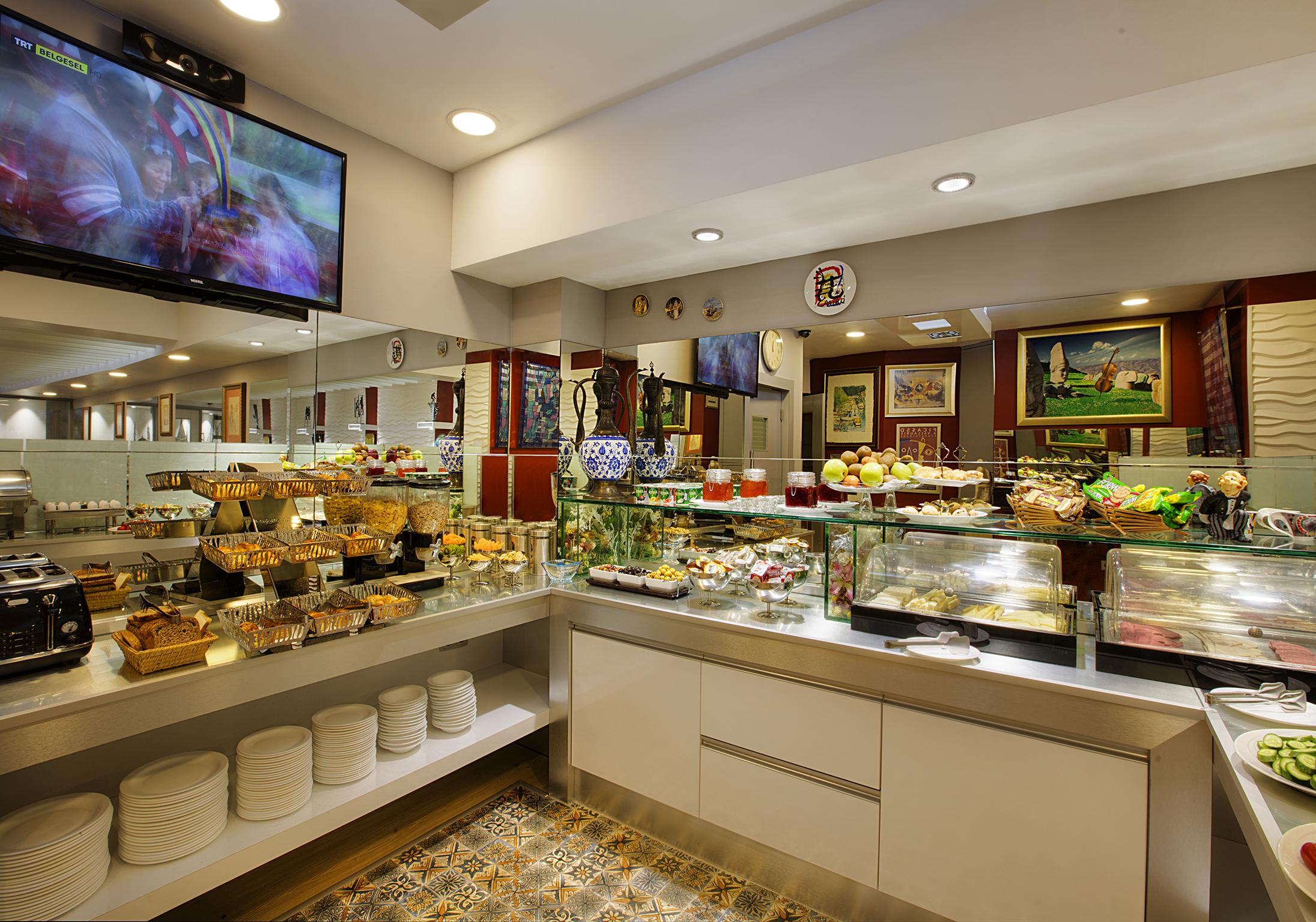 Gallery & Nisantasi