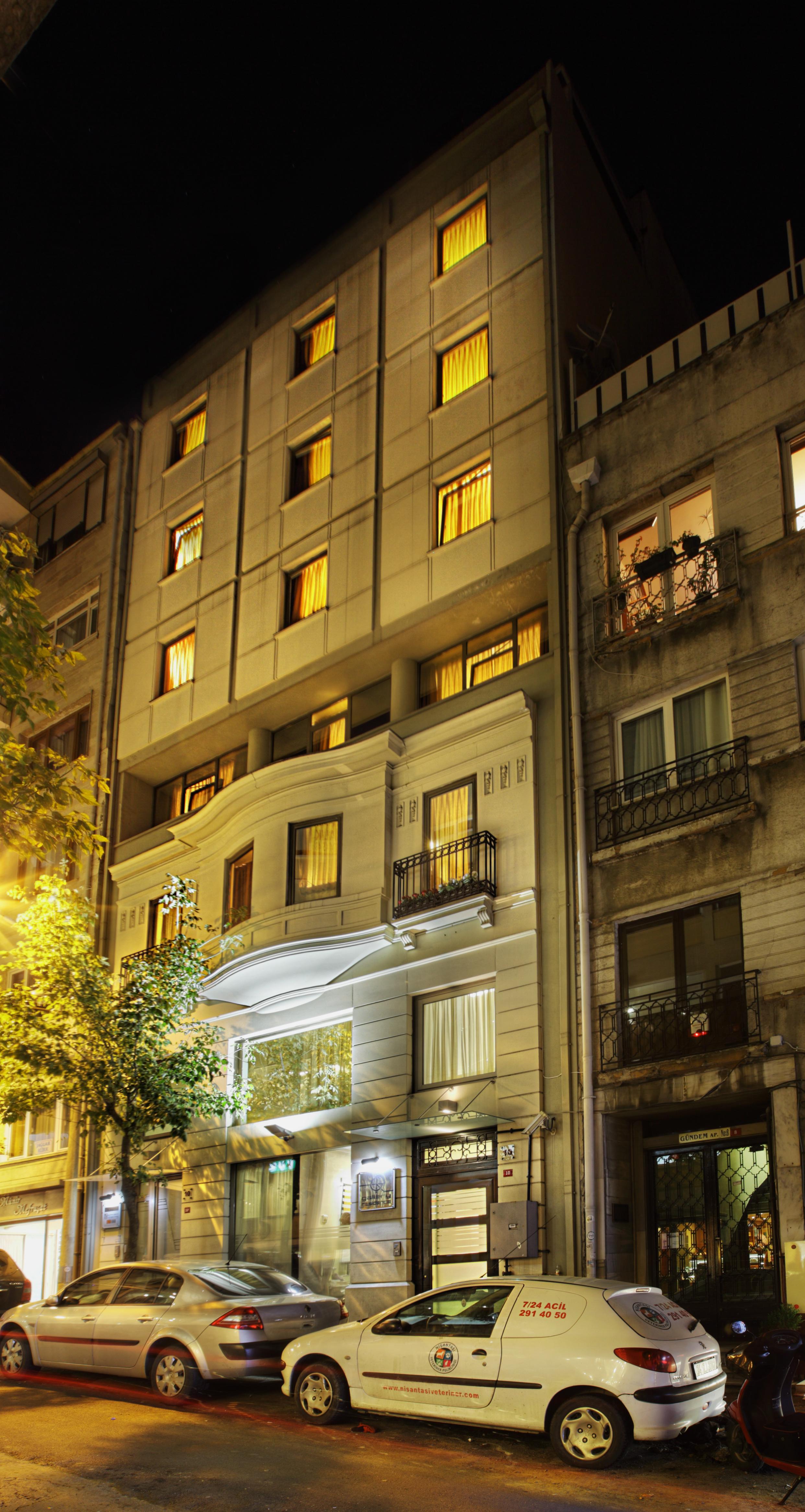 Hotel Gallery & Nisantasi 3*