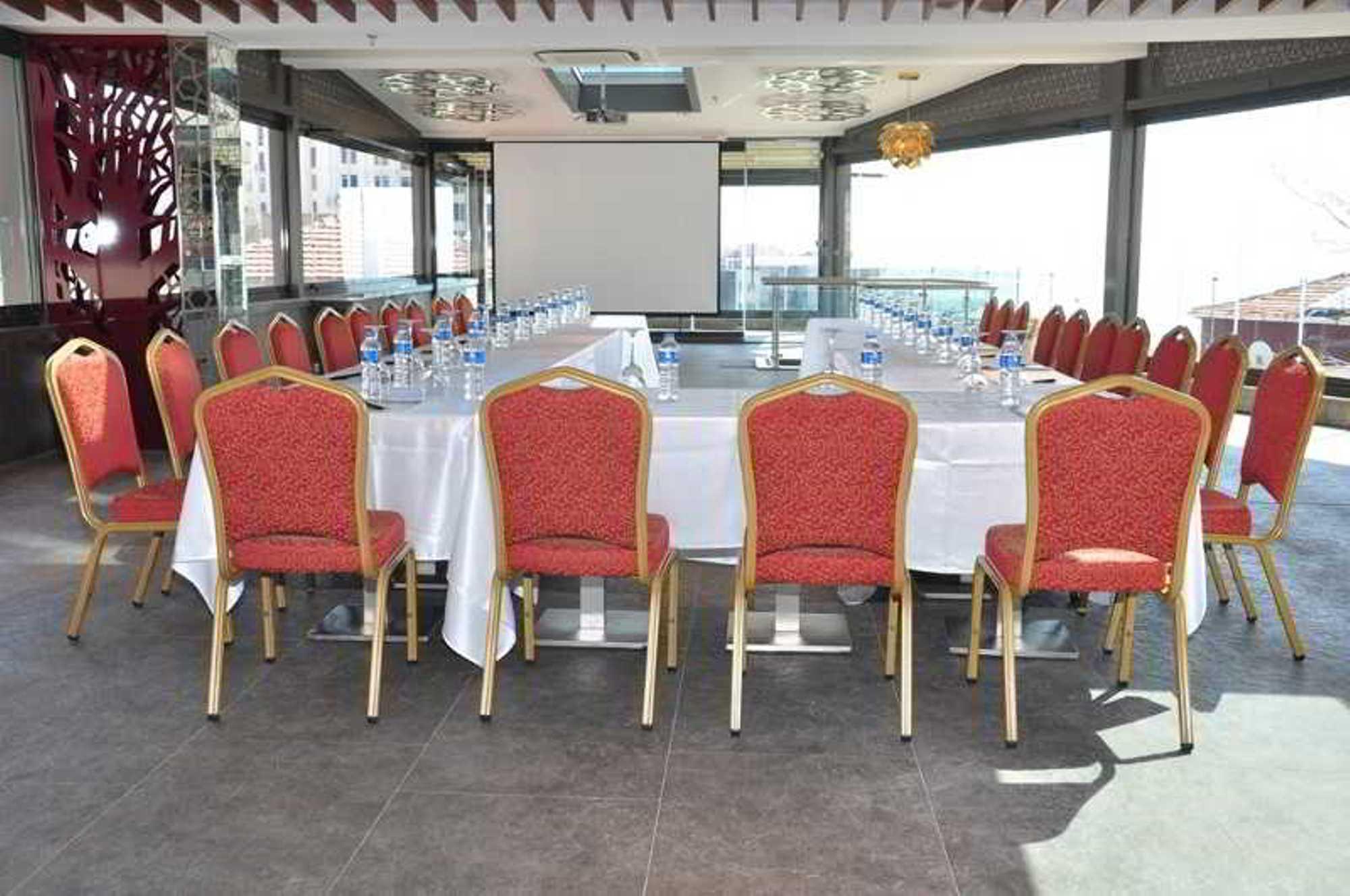 Taksim Star 3*