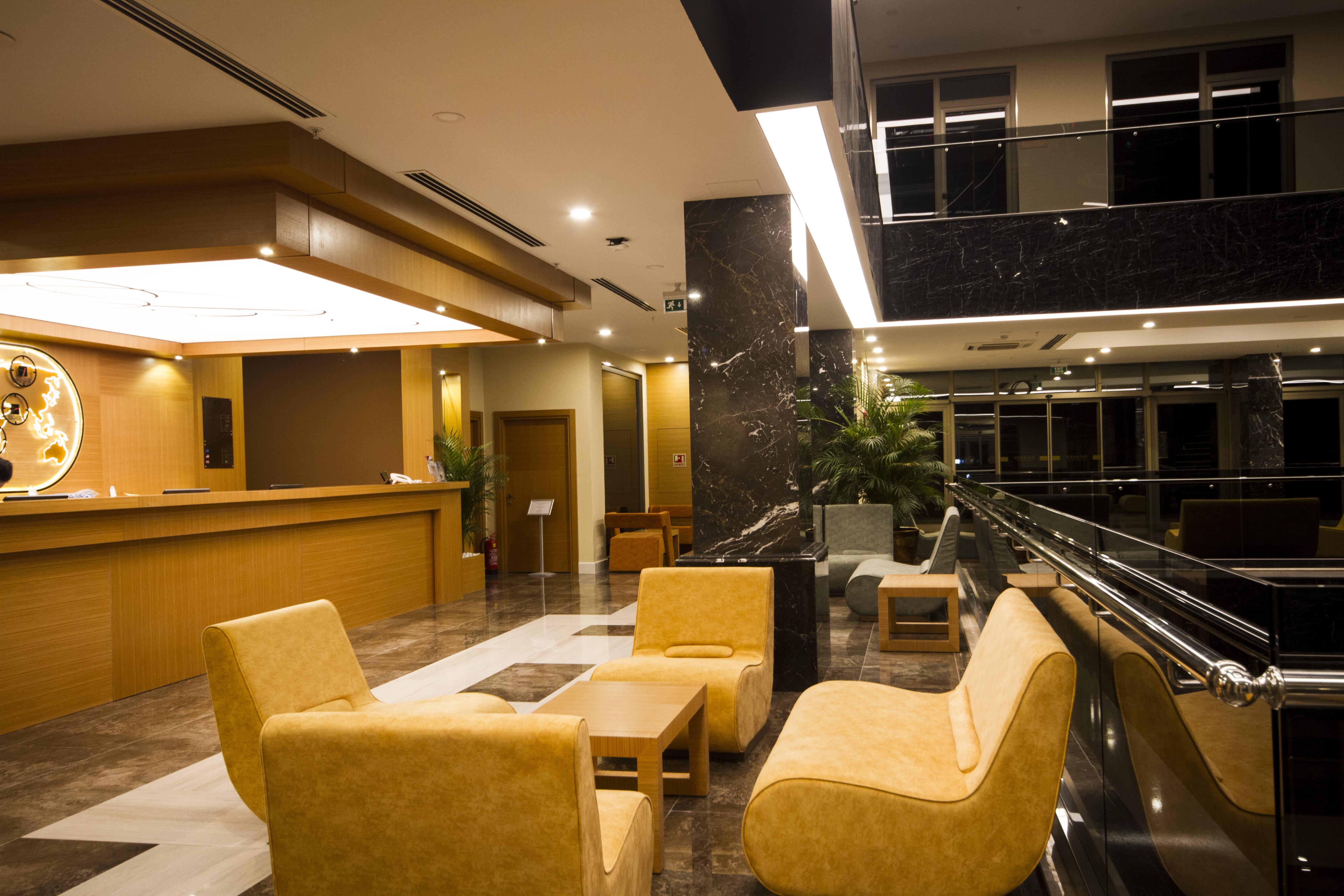 Hotel Sky Business