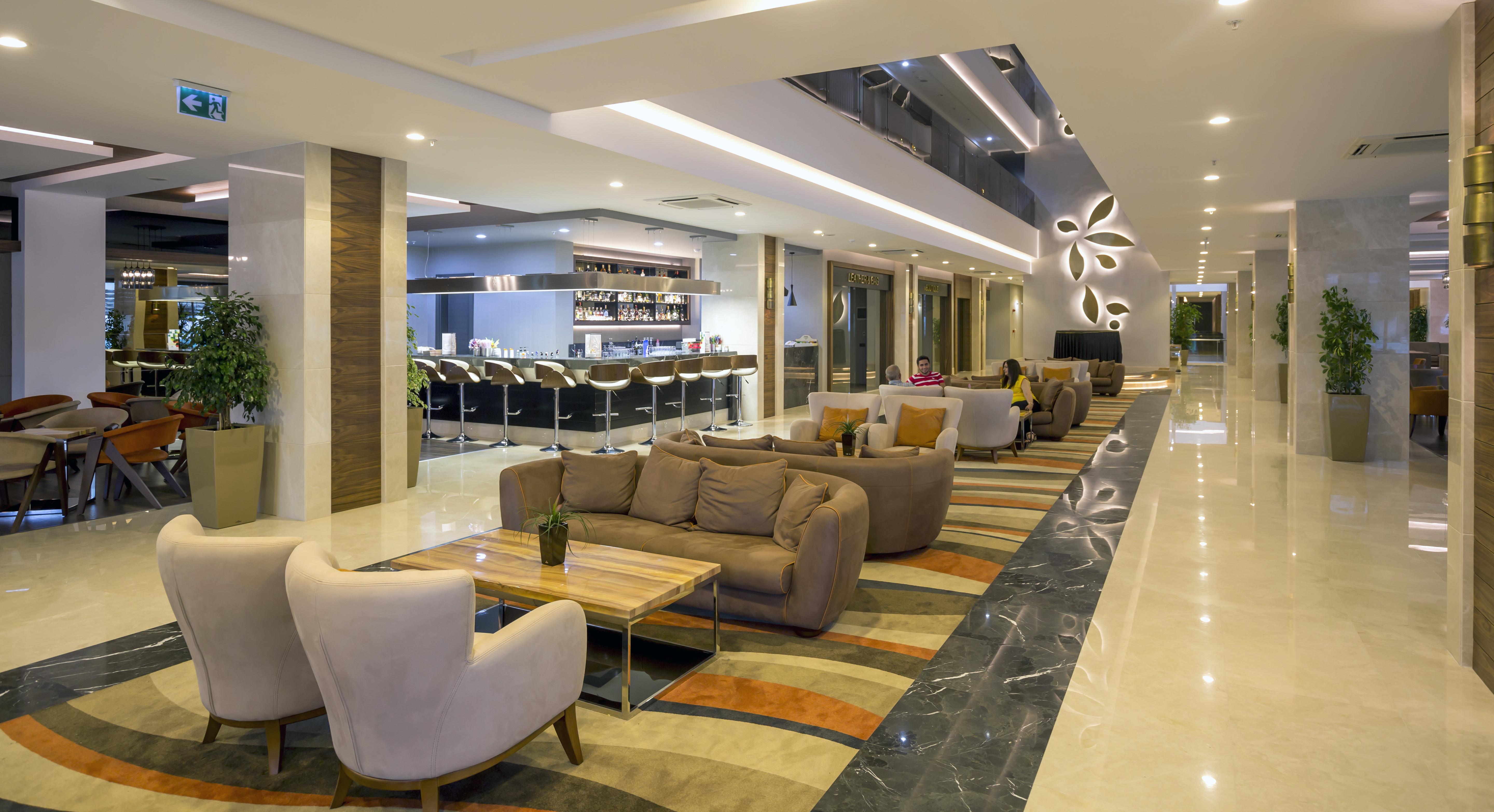 Hotel Sunport Side