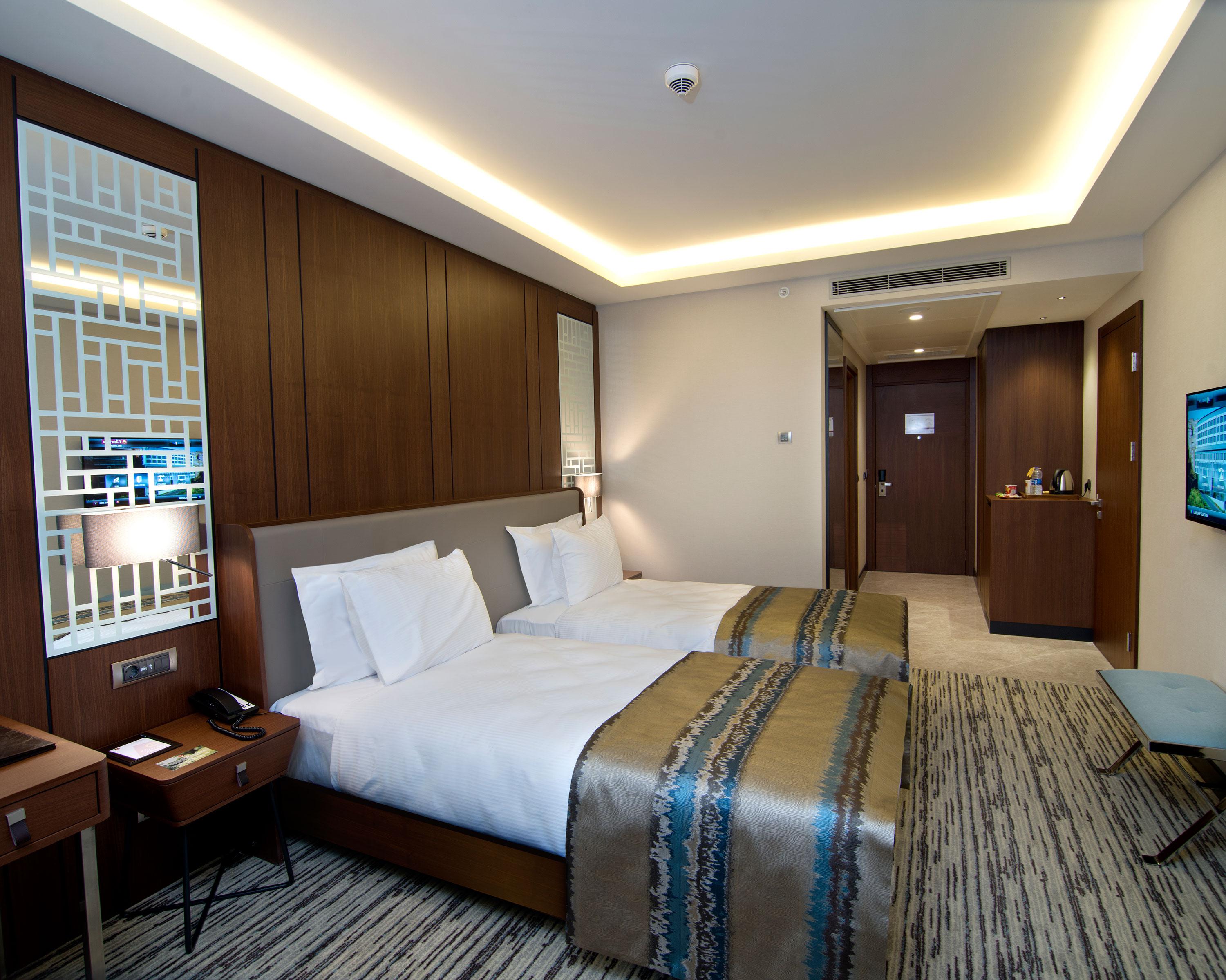 Clarion Golden Horn Hotel 5*