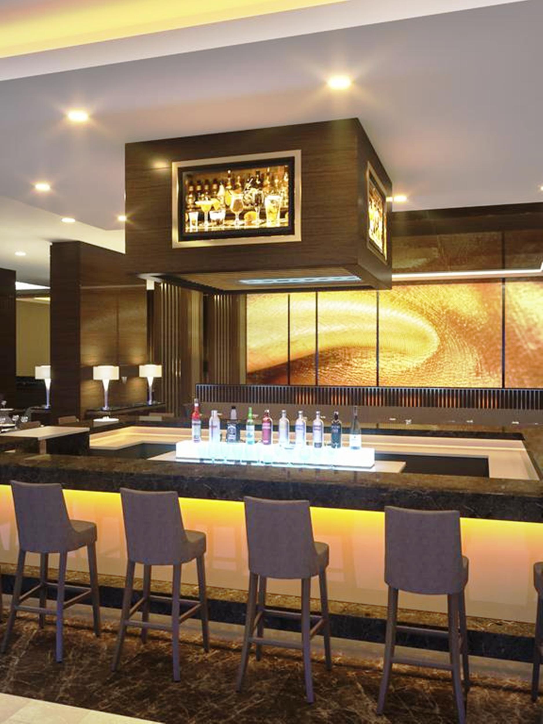 Hotel Mercure West & Convention Center 5*