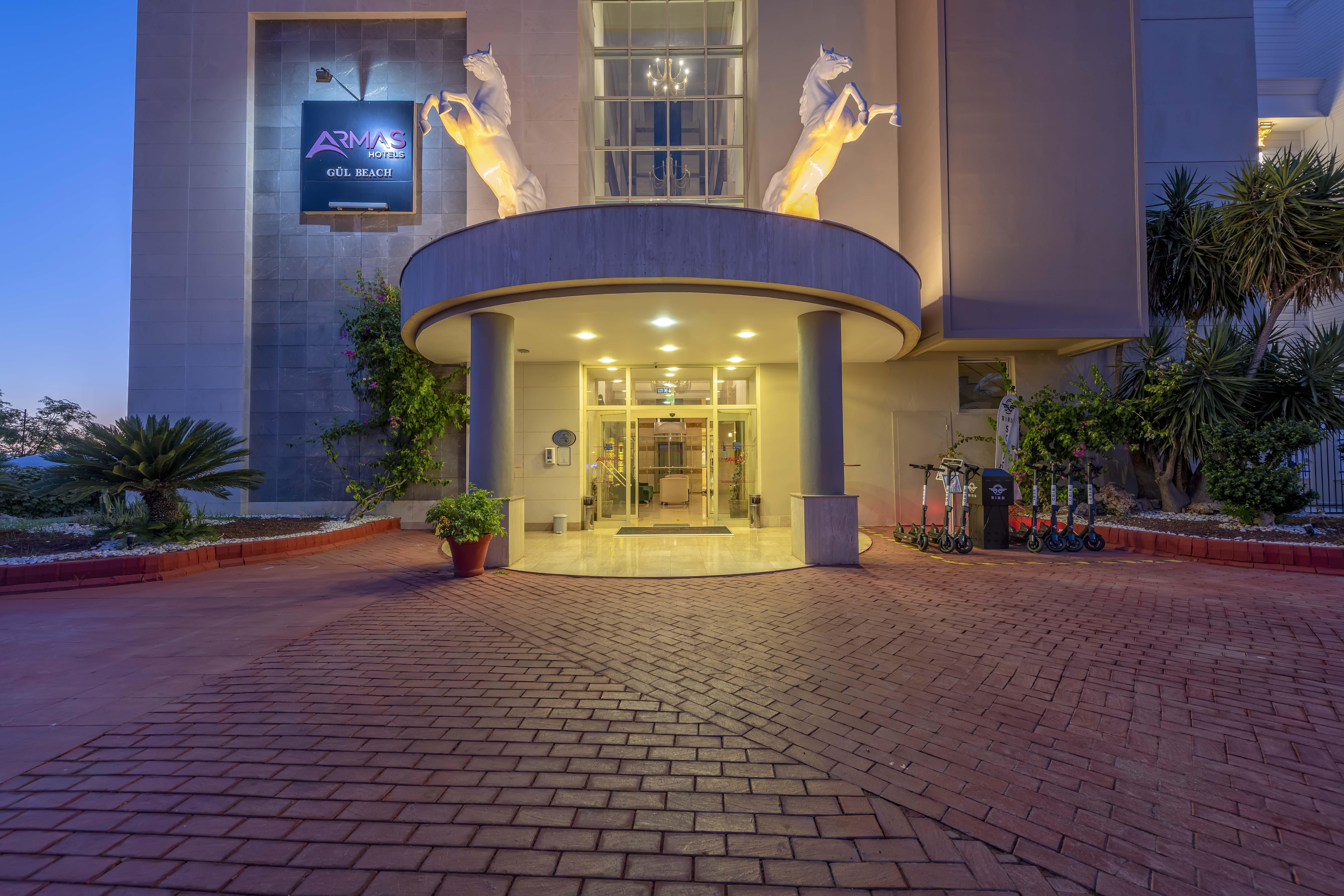 Armas Gul Hotel 4*