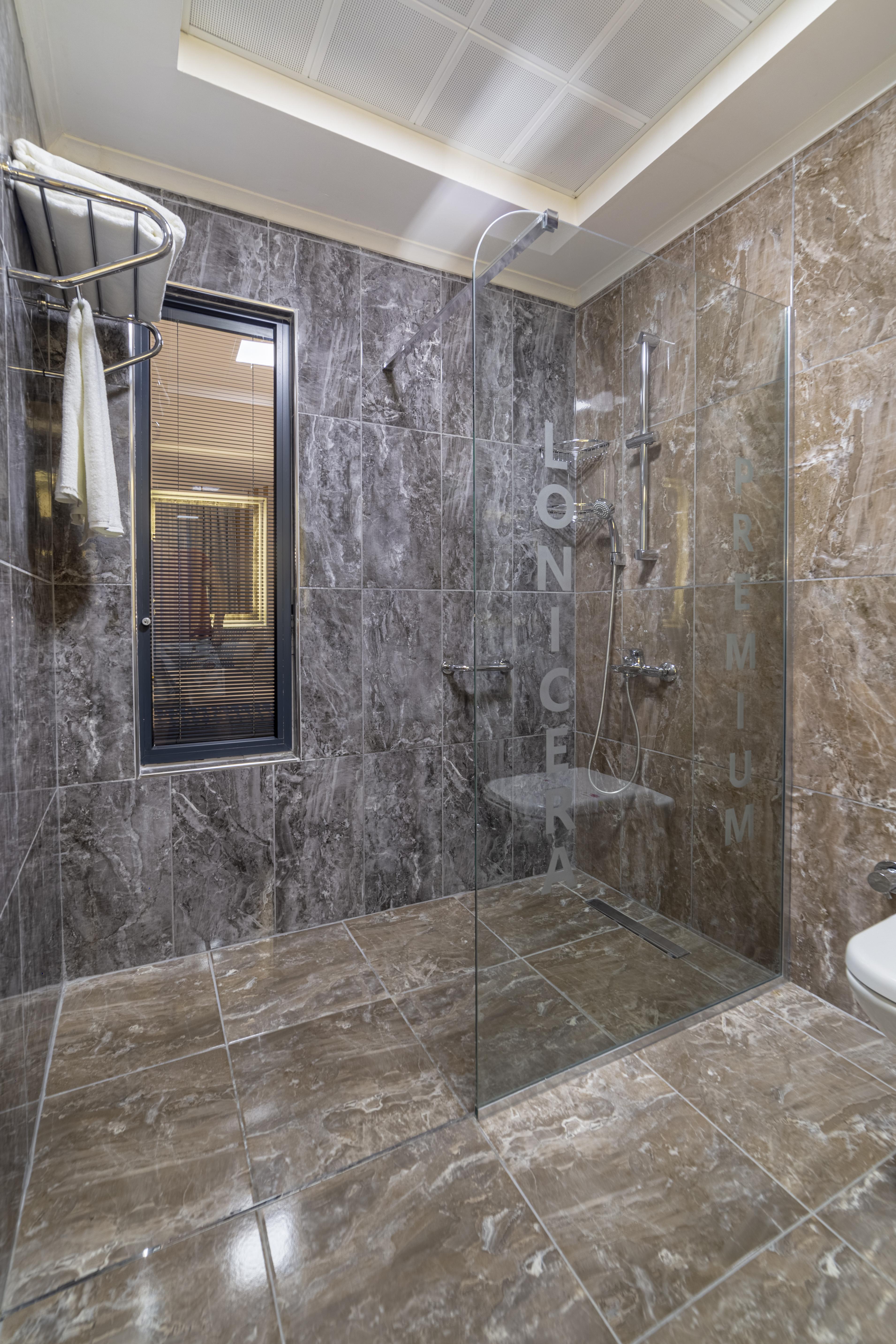 Lonicera Premium (adults Only) 5*