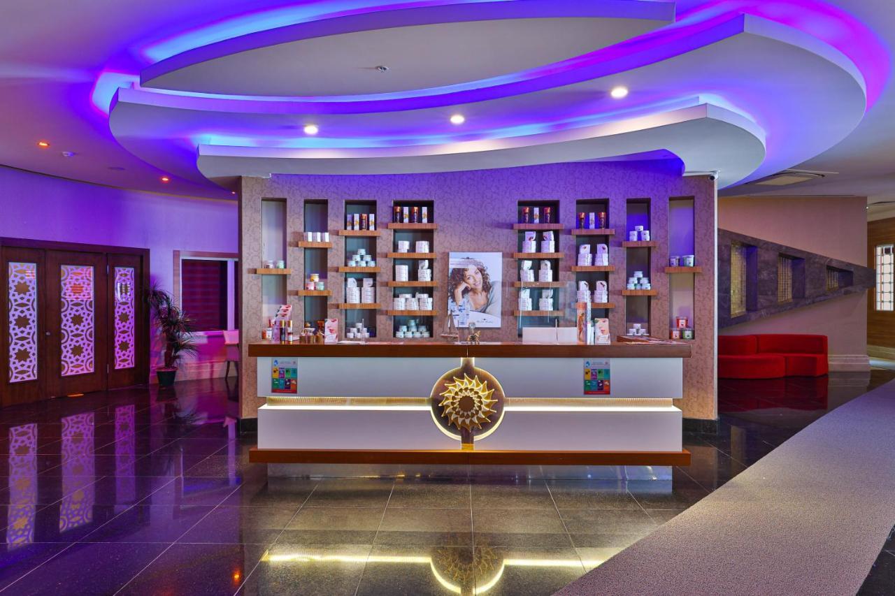 Resort Crystal Sunset Luxury &