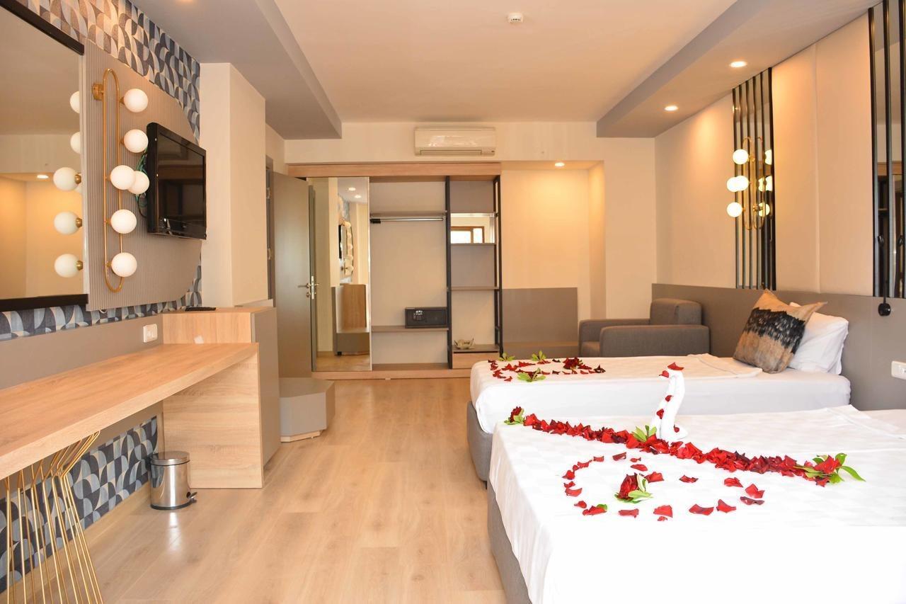 Eftalia Aqua 5* Konakli