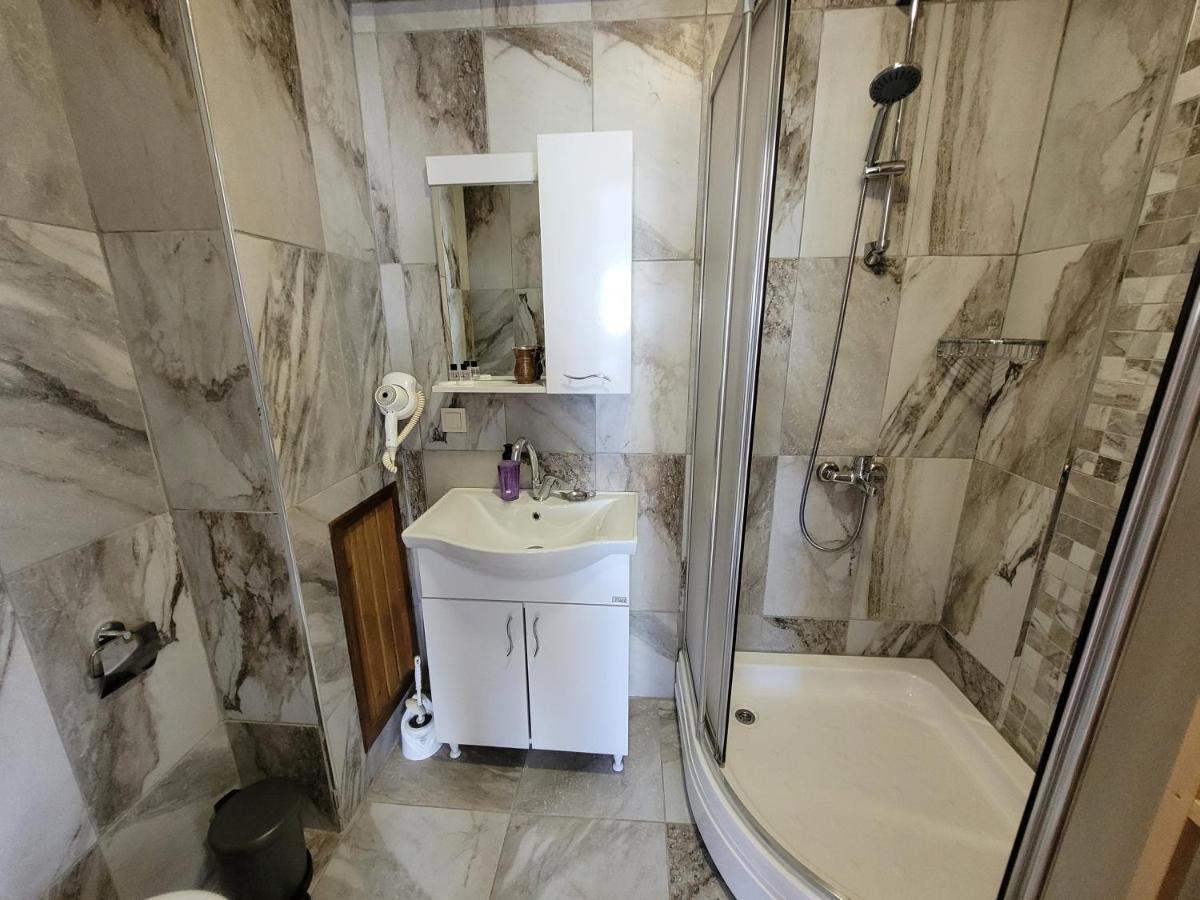 Bed & Breakfast Masif House