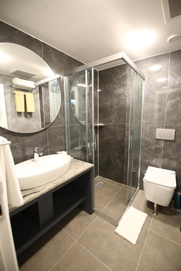 Hotel Grand Dora 3*